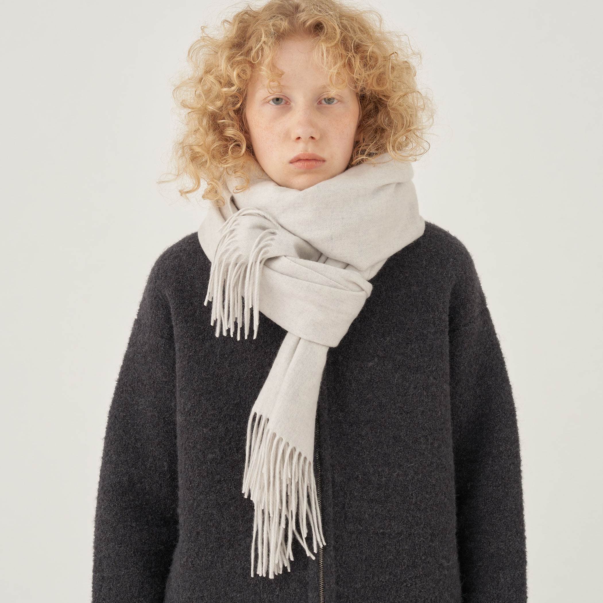 ☆ふゆとれいん様【新品】GALERIE VIE カシミヤストールトゥモローランド item88269148428911f0968f0242ac