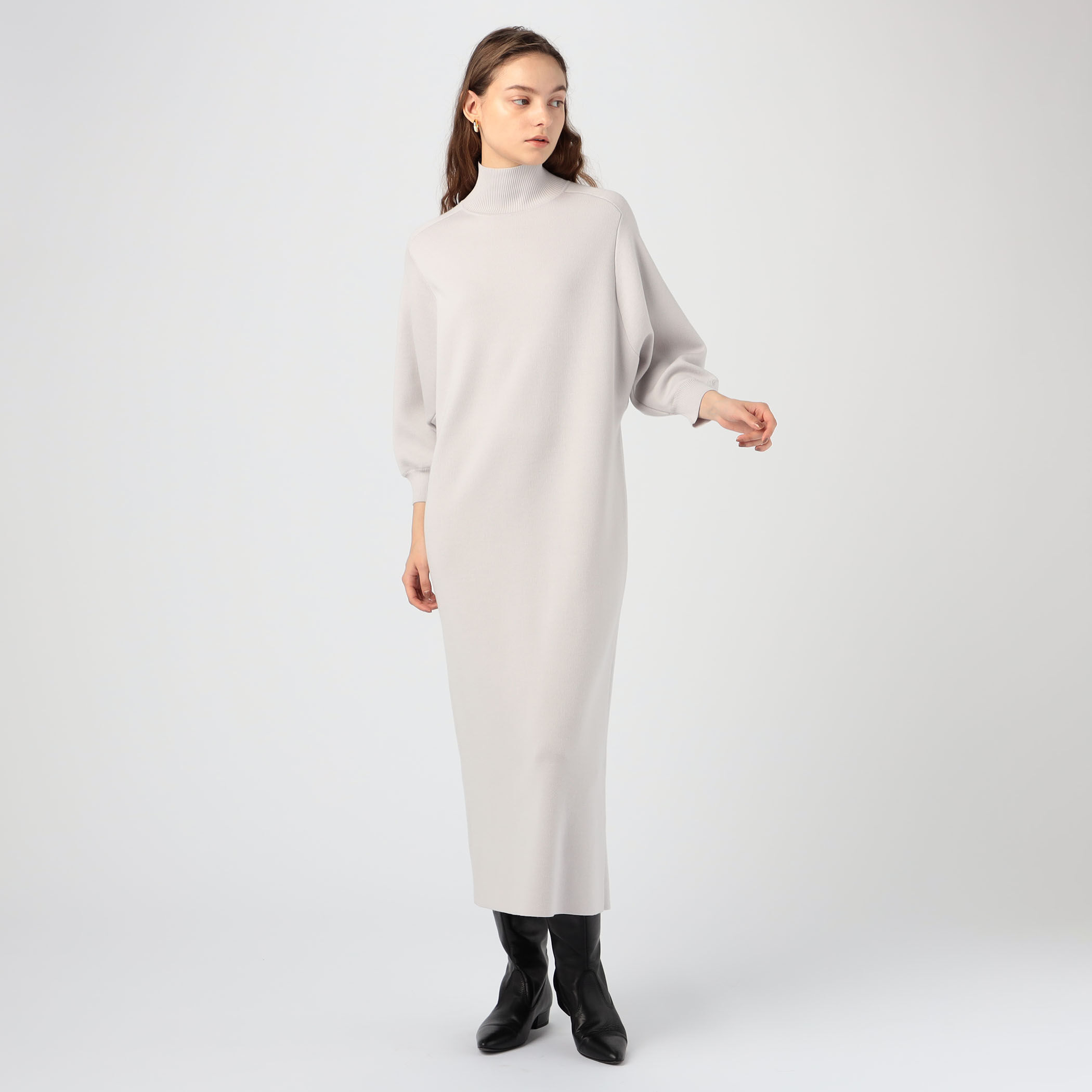 バウンススムース ハイネックワンピース｜トゥモローランド 公式通販