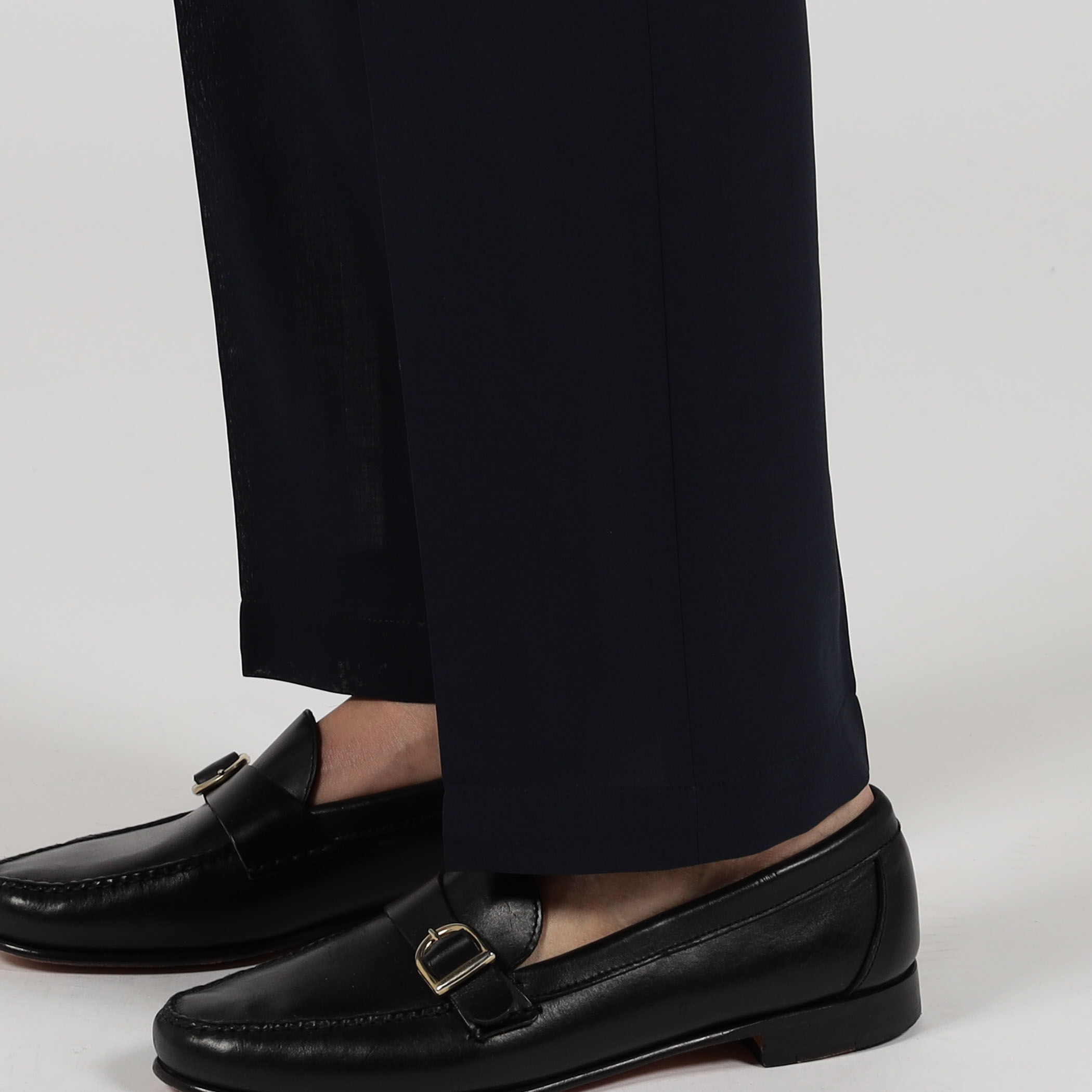 美品✦TOMORROWLAND スラックスパンツ ウエスト86 高級モヘヤウール セール】 Super120'sウールポリエステル 1プリーツイージー