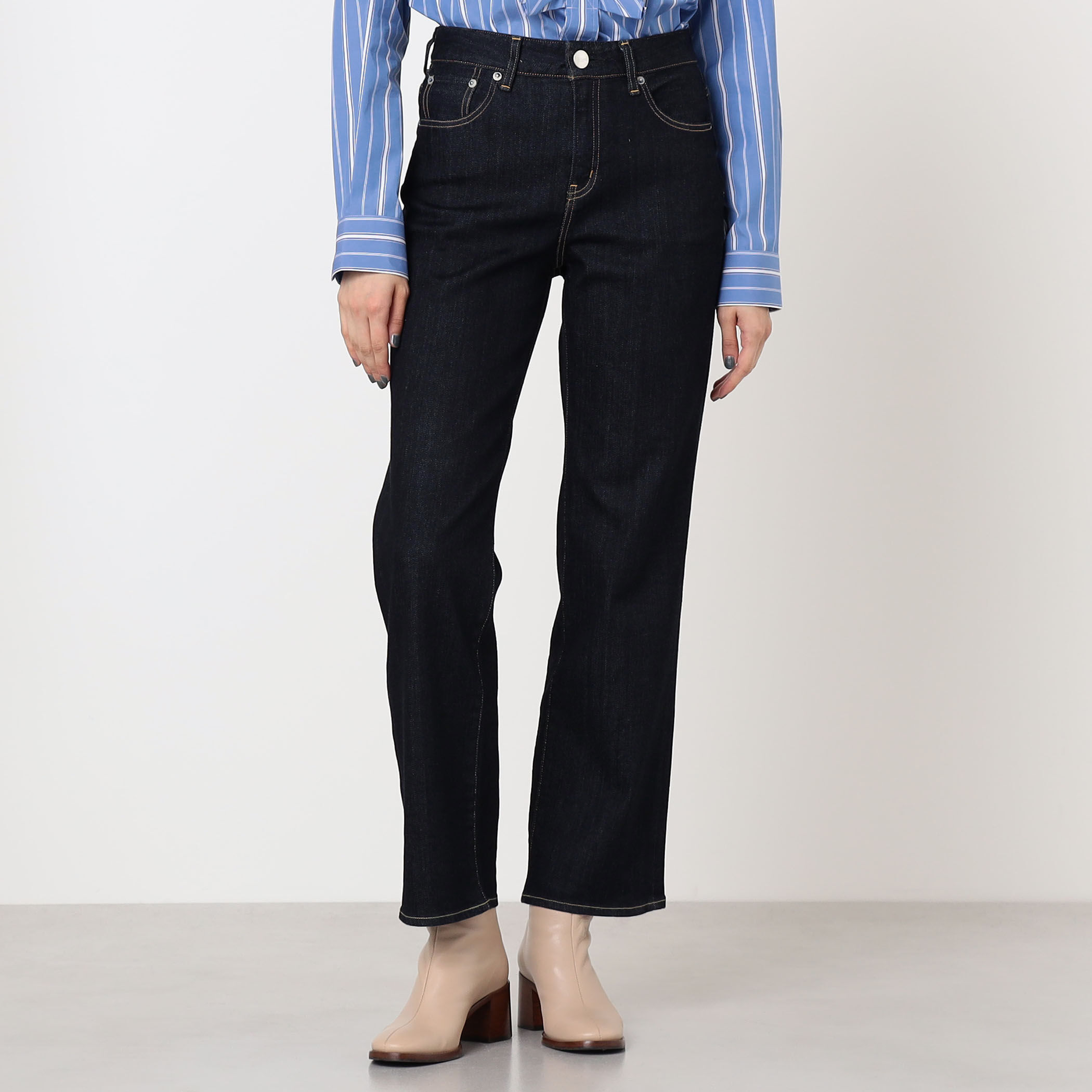 Flyte Manhattan Authenticフローティング浮遊　新品　半額 RED CARD TOKYO 35th Anniv.Staight デニム パンツ｜トゥモローランド
