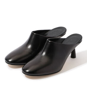 Aeyde　MILA　ナッパレザーヒールサンダル