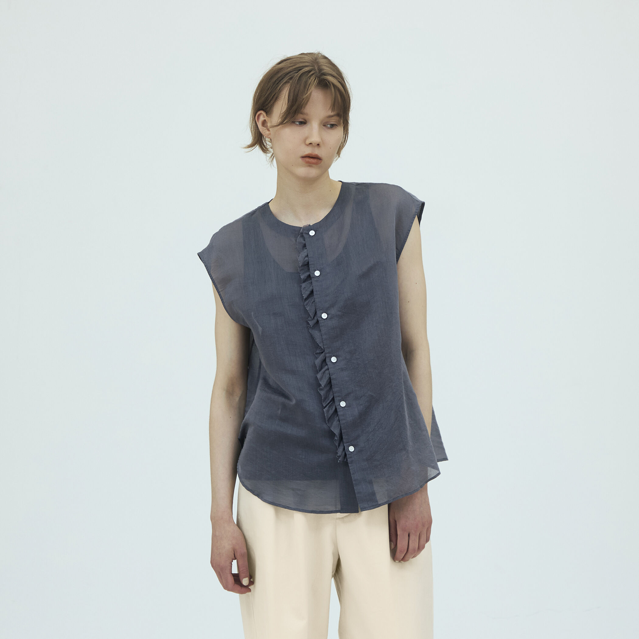 コットンシルクオーガンジー ノースリーブシャツ｜トゥモローランド