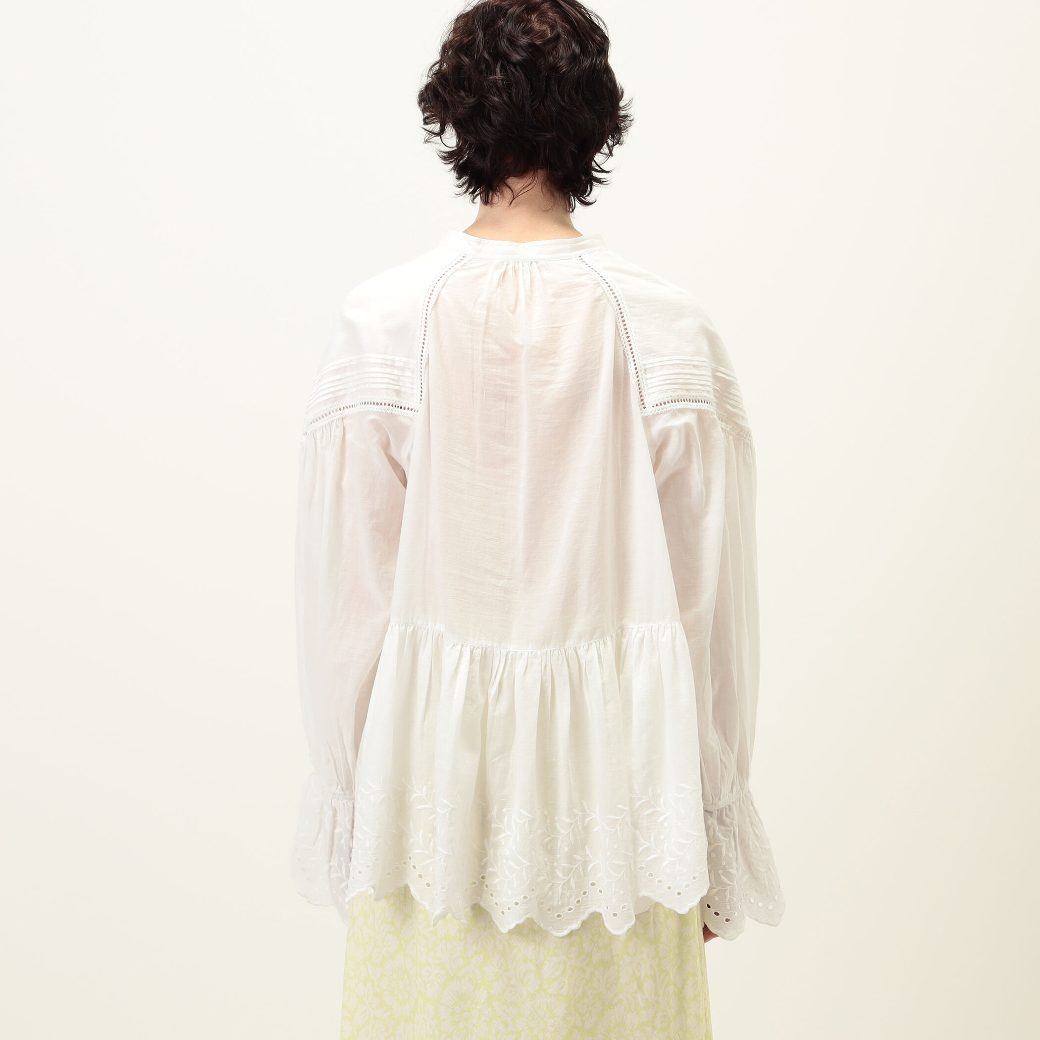 ne Quittez pas Cotton Voile Gather ブラウス｜トゥモローランド 公式