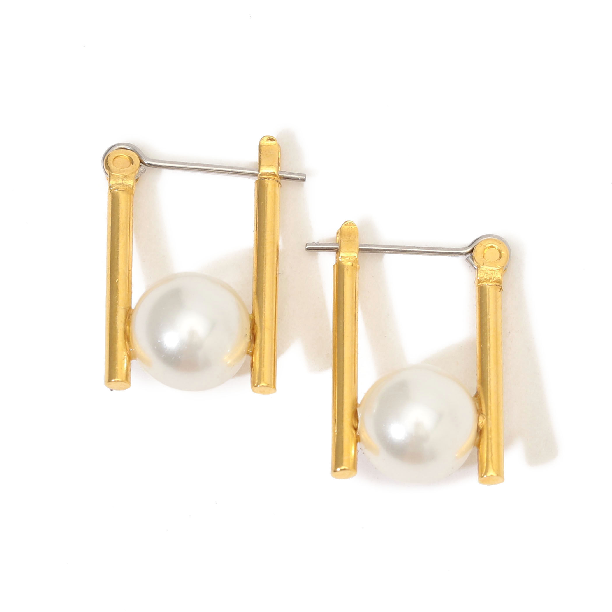 別注】januka パールコンビピアス｜トゥモローランド 公式通販