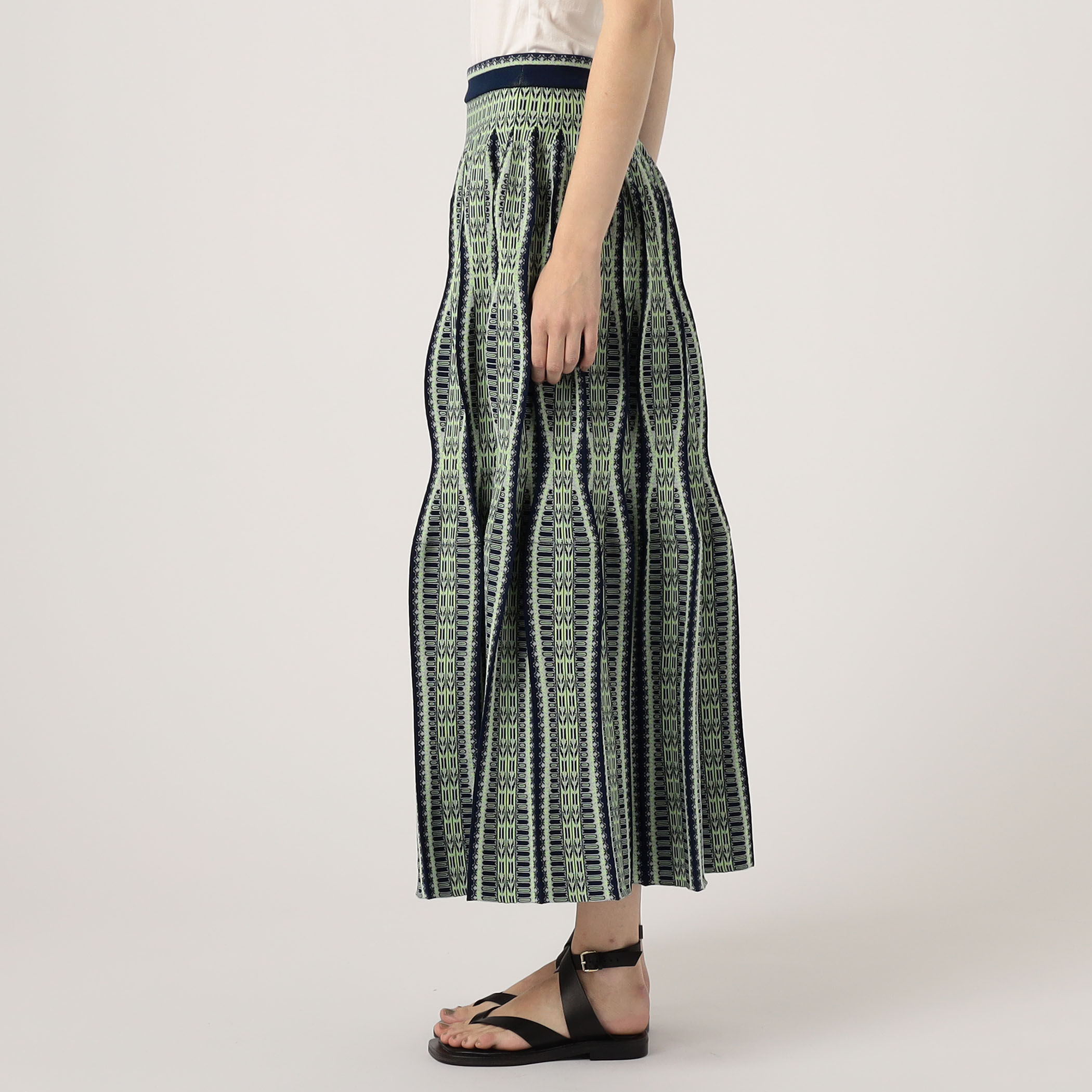 Mame Kurogouchi Lantern Knitted Volume Skirt