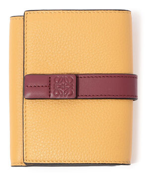 LOEWE トライフォールドウォレット