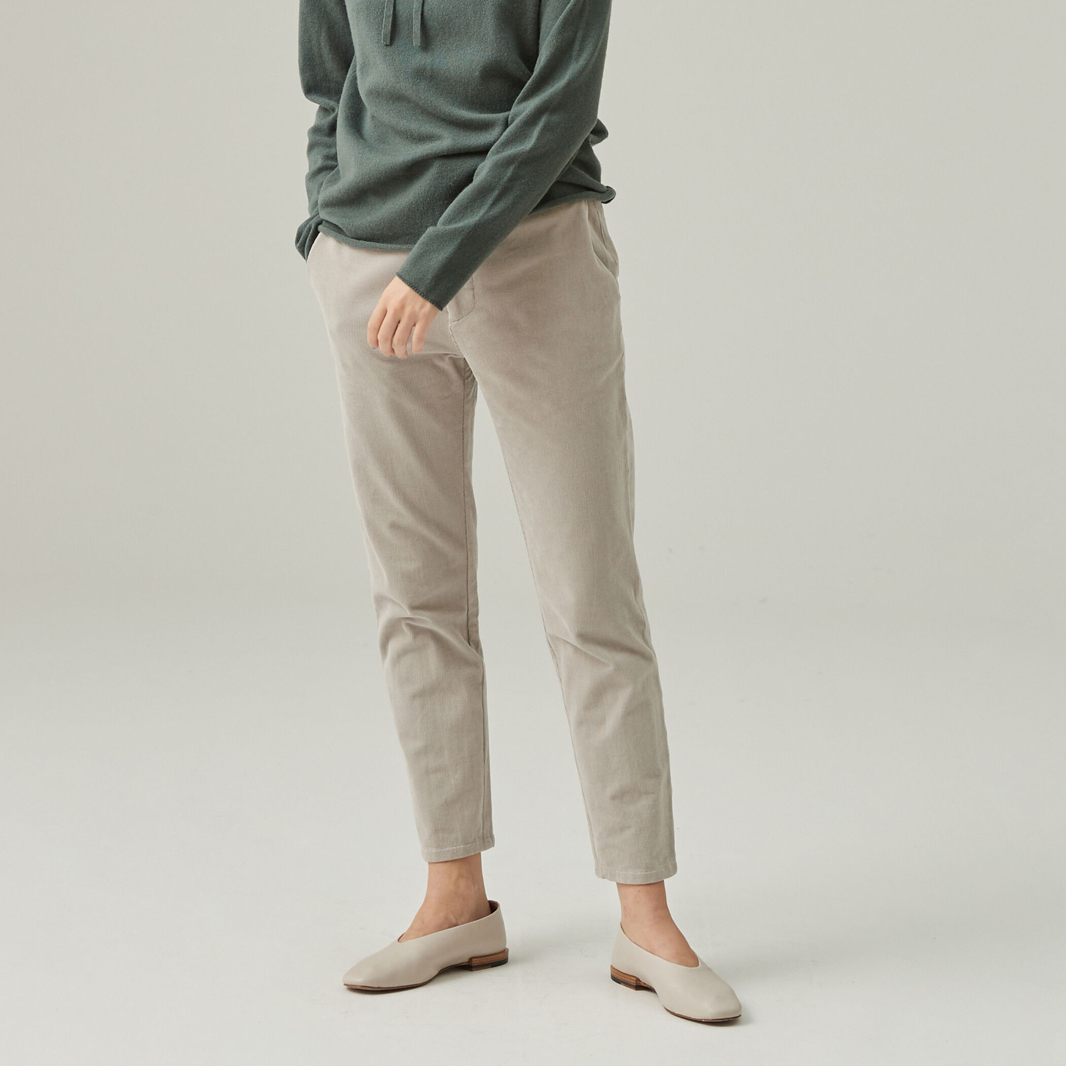 ストレッチコーデュロイ スリムパンツ｜トゥモローランド 公式通販