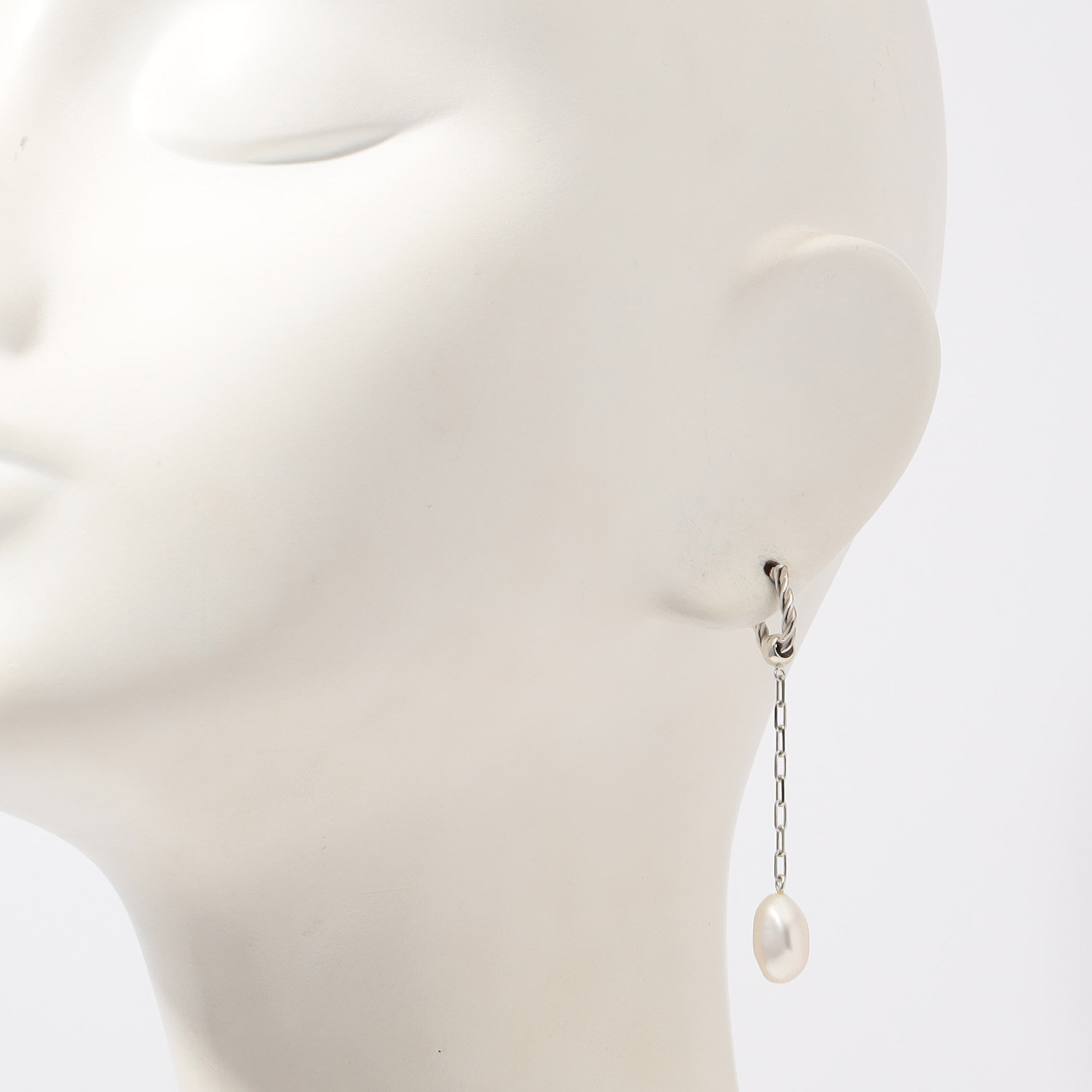 ドゥロワー su スウ パールピアス ドゥロワー su スウ パールピアス