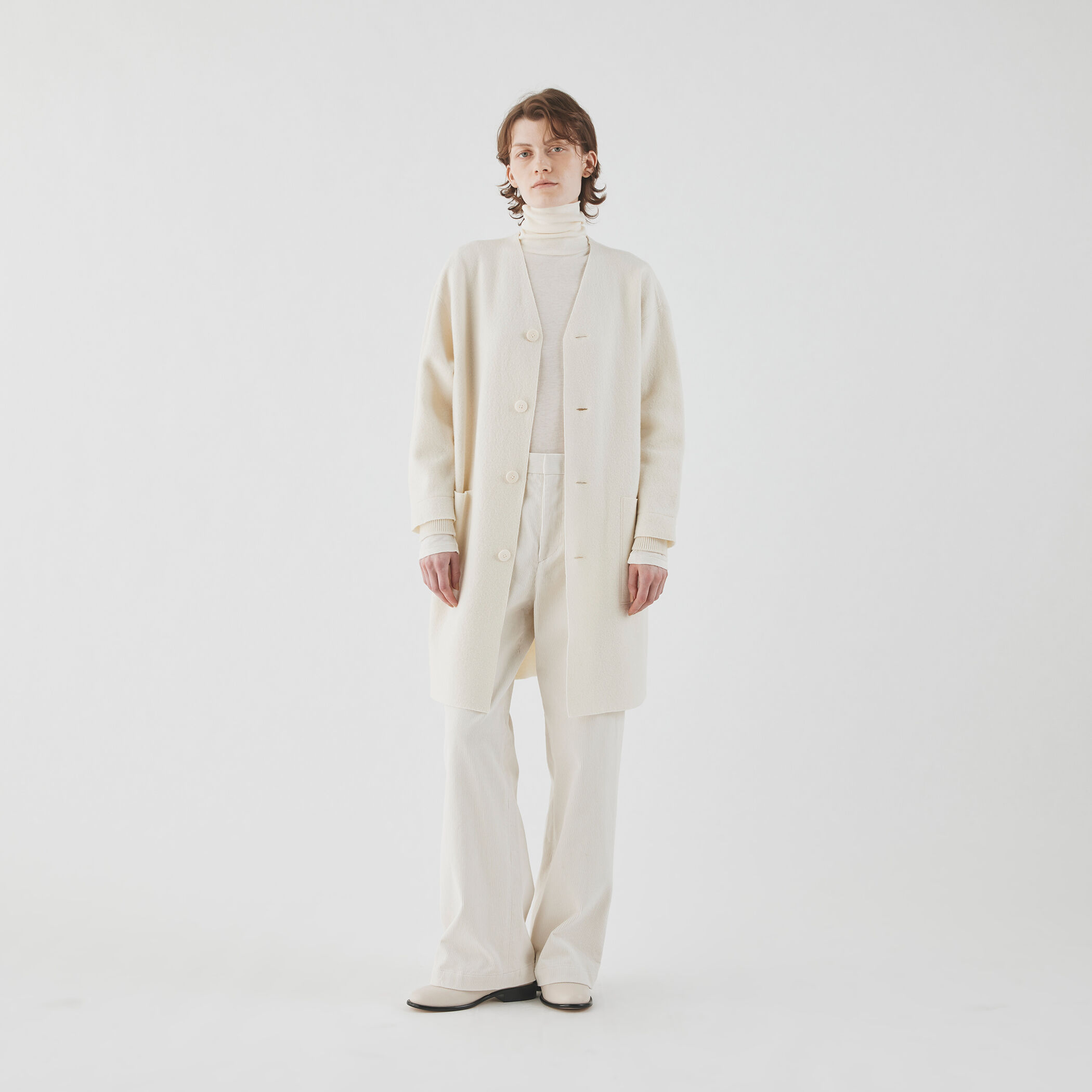 シャンカールコーデュロイ ストレートパンツ｜トゥモローランド 公式通販