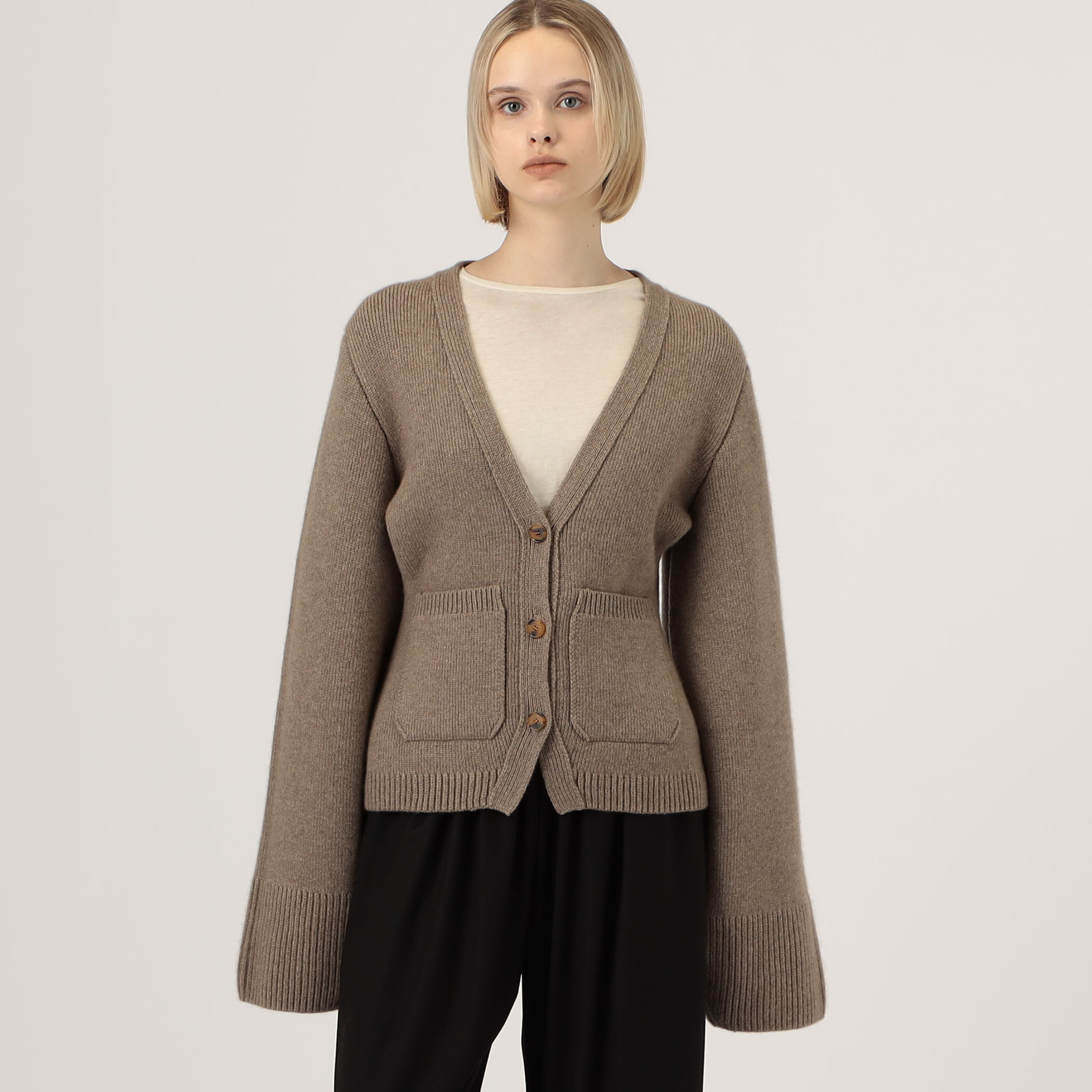 KHAITE SCARLET CARDIGAN｜トゥモローランド 公式通販