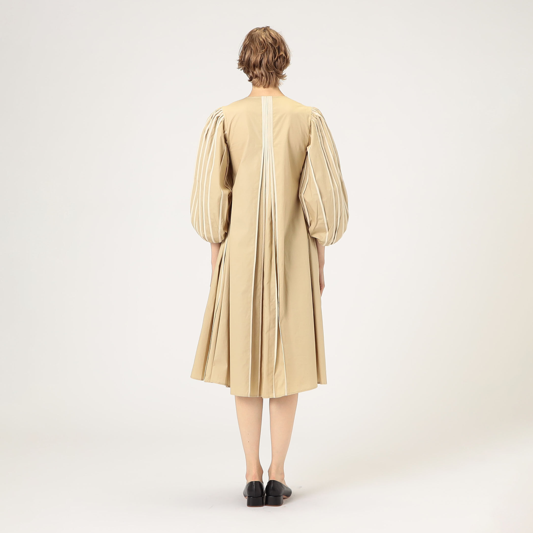 BODICE STUDIO V neck midi Vネックドレス｜トゥモローランド 公式通販