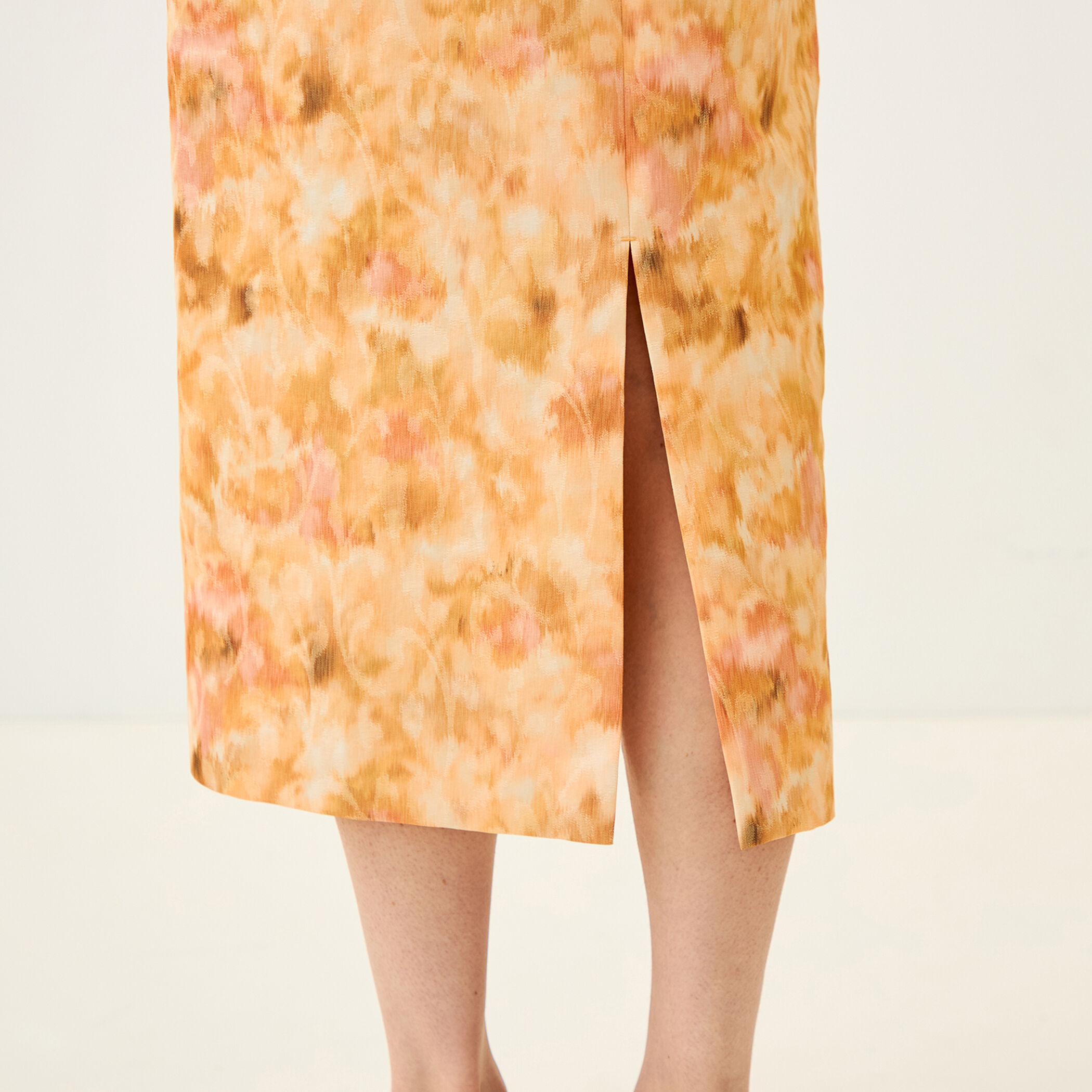 WEB先行予約】アンプリメジャカード タイトストレートスカート