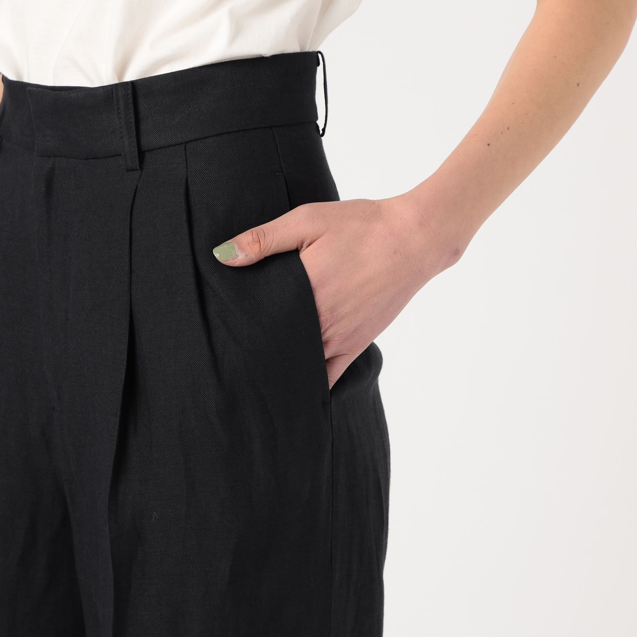 リネンレーヨンツイル タックワイドパンツ｜トゥモローランド 公式サイト