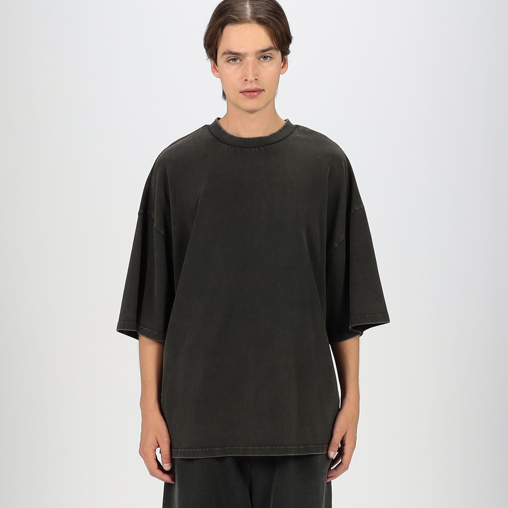 トゥ □entire studios HEAVY BOXY TEE｜トゥモローランド 公式サイト
