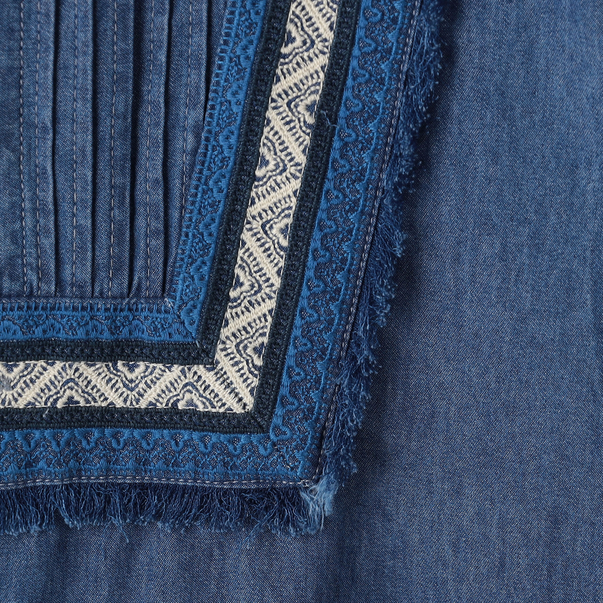 ラインエンブロイダリー ピンタックシャツ｜トゥモローランド 公式通販