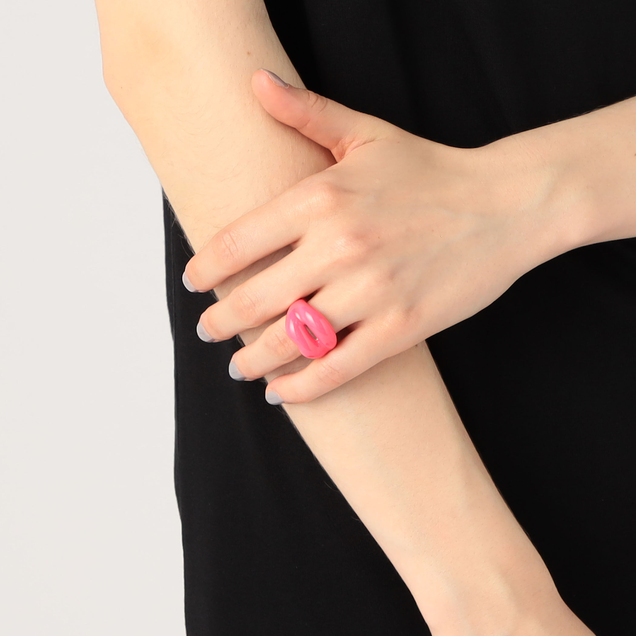 HOTLIPS BY SOLANGE リップモチーフリング｜トゥモローランド 公式通販