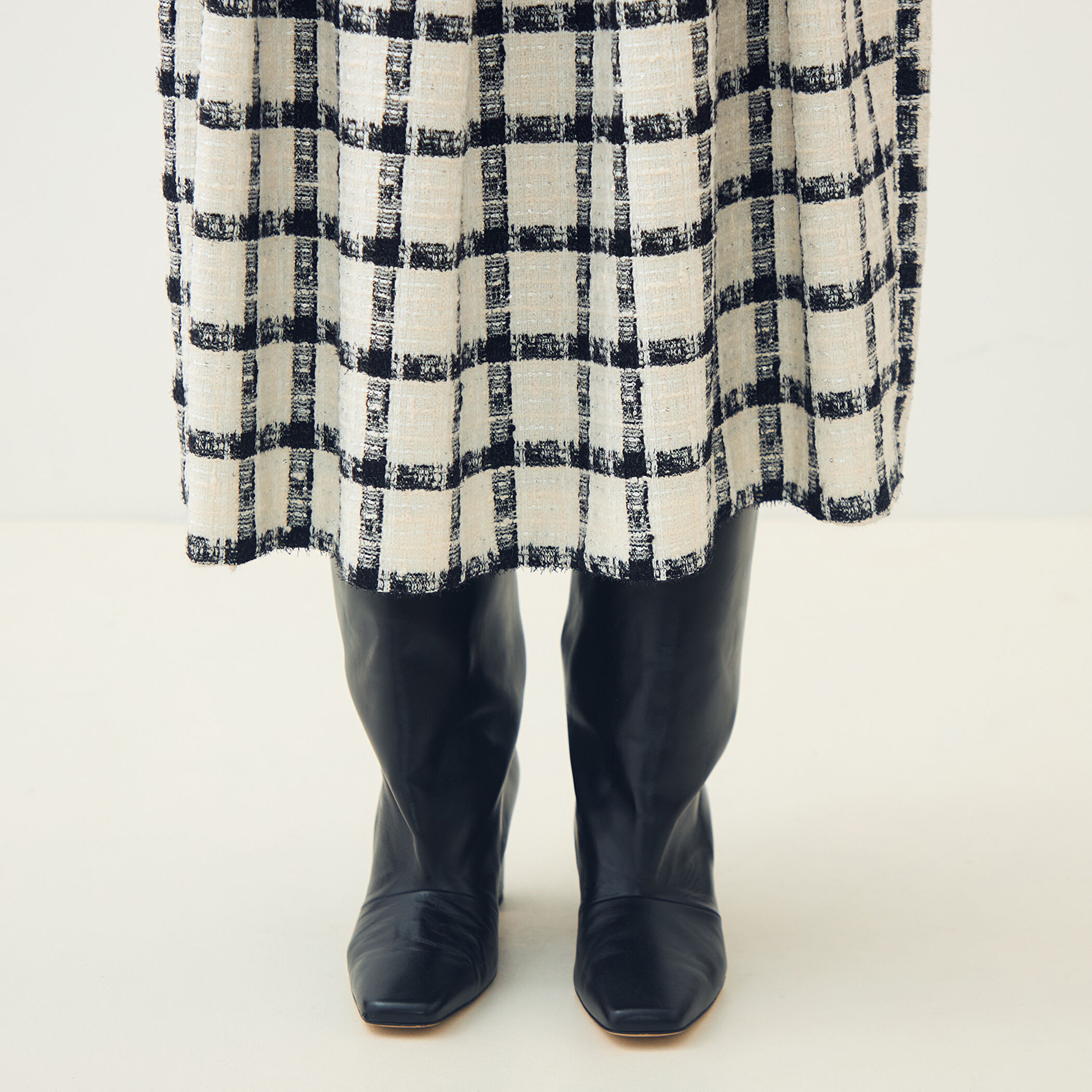 タッタースパンコール タックバレルスカート｜トゥモローランド 公式通販