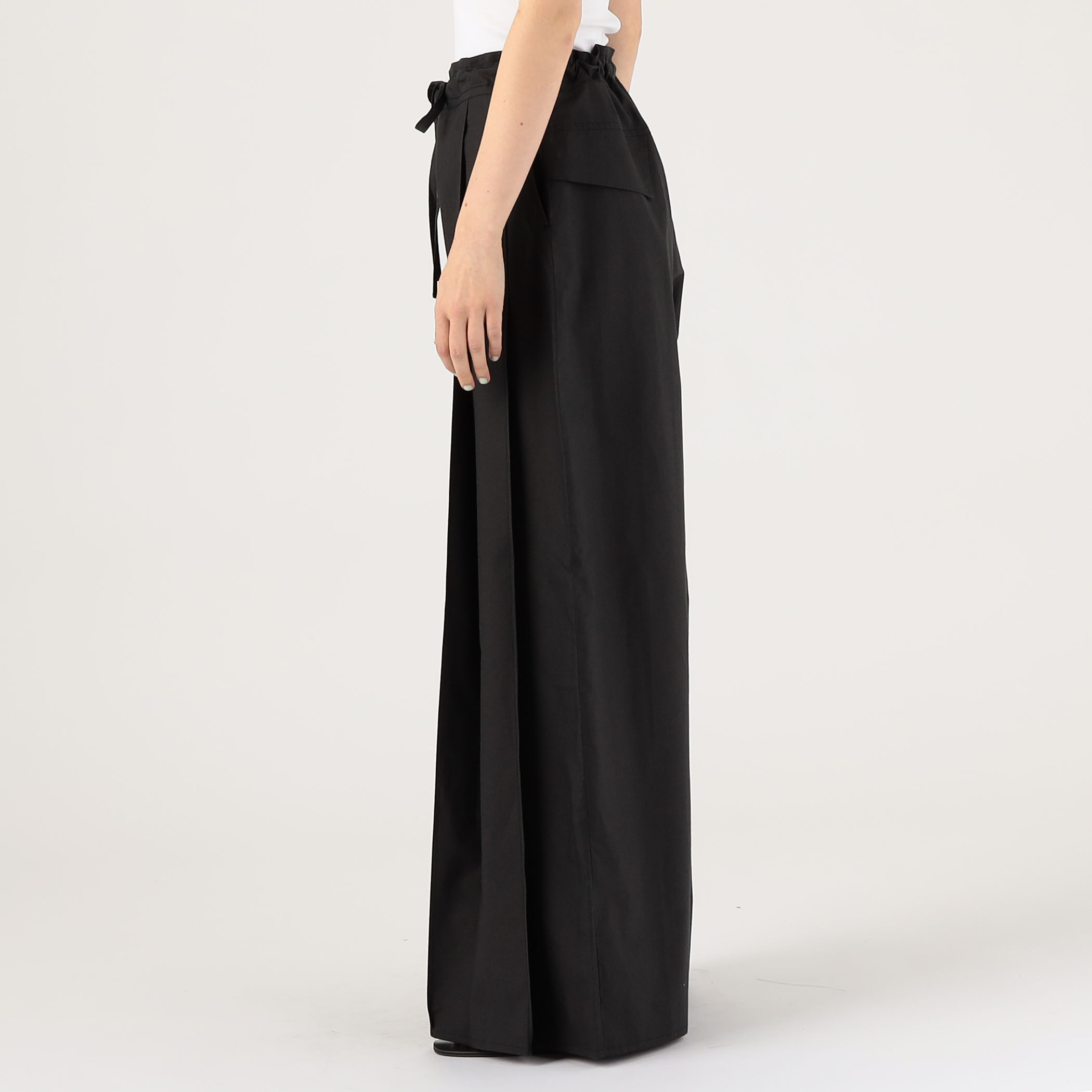 □TOOS FRANKEN SAMIRA TROUSERS｜トゥモローランド 公式通販