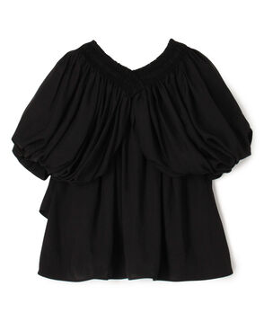 RENATA BRENHA ABRE ALAS TOP