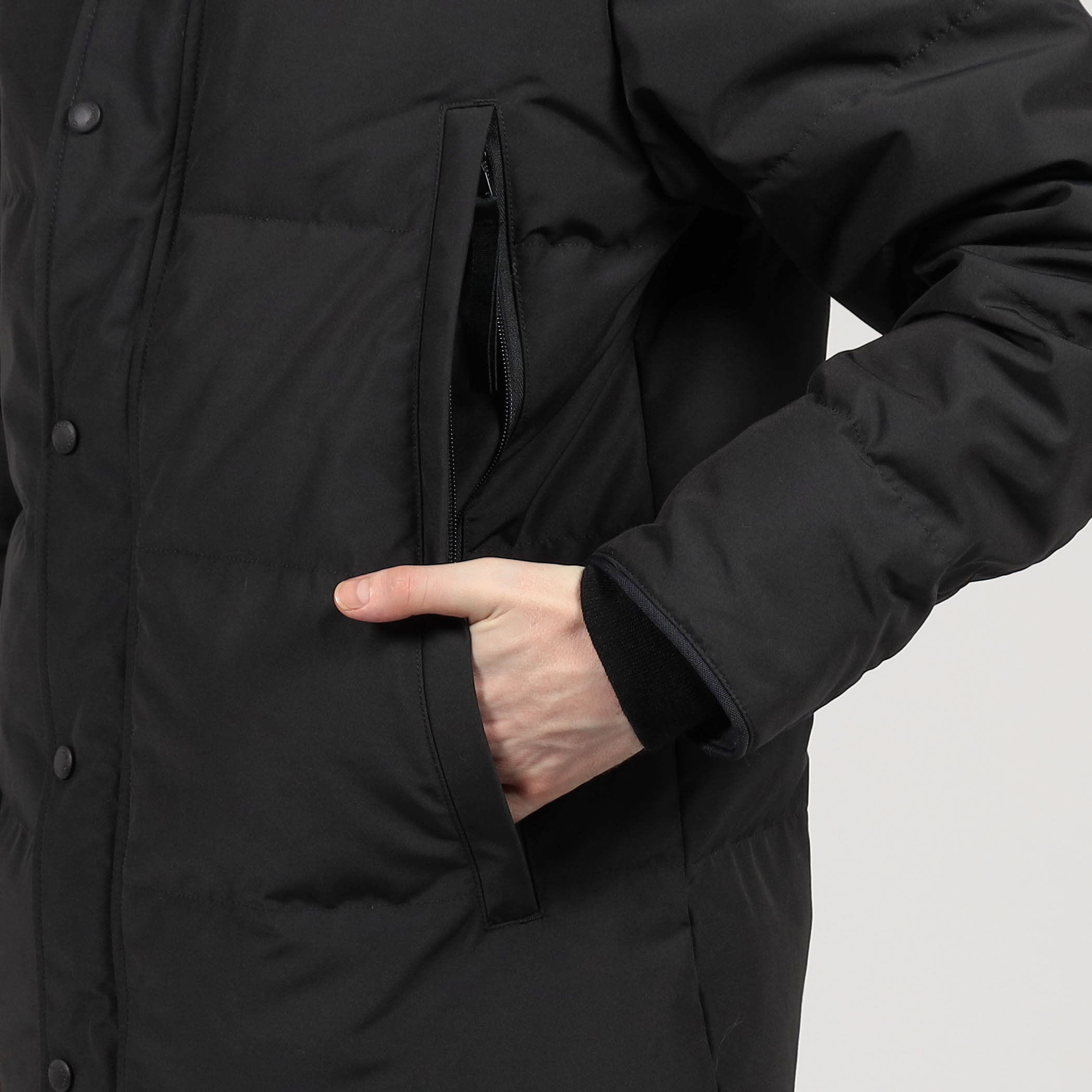 CANADA GOOSE Wyndham Parka Black Label ダウンジャケット