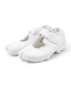 Nike エアリフトブリーズ スニーカー