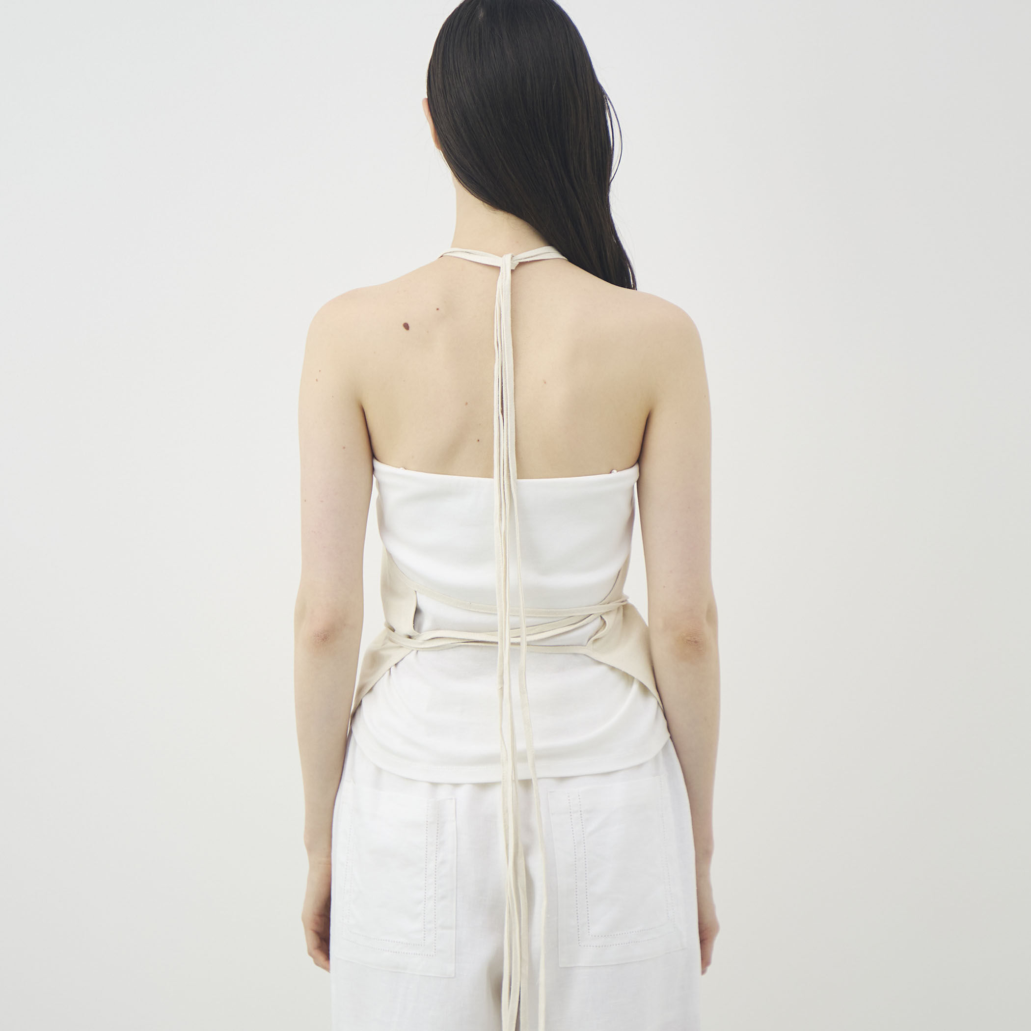BASERANGE MAR TOP シルク ホルターネックトップ｜トゥモローランド