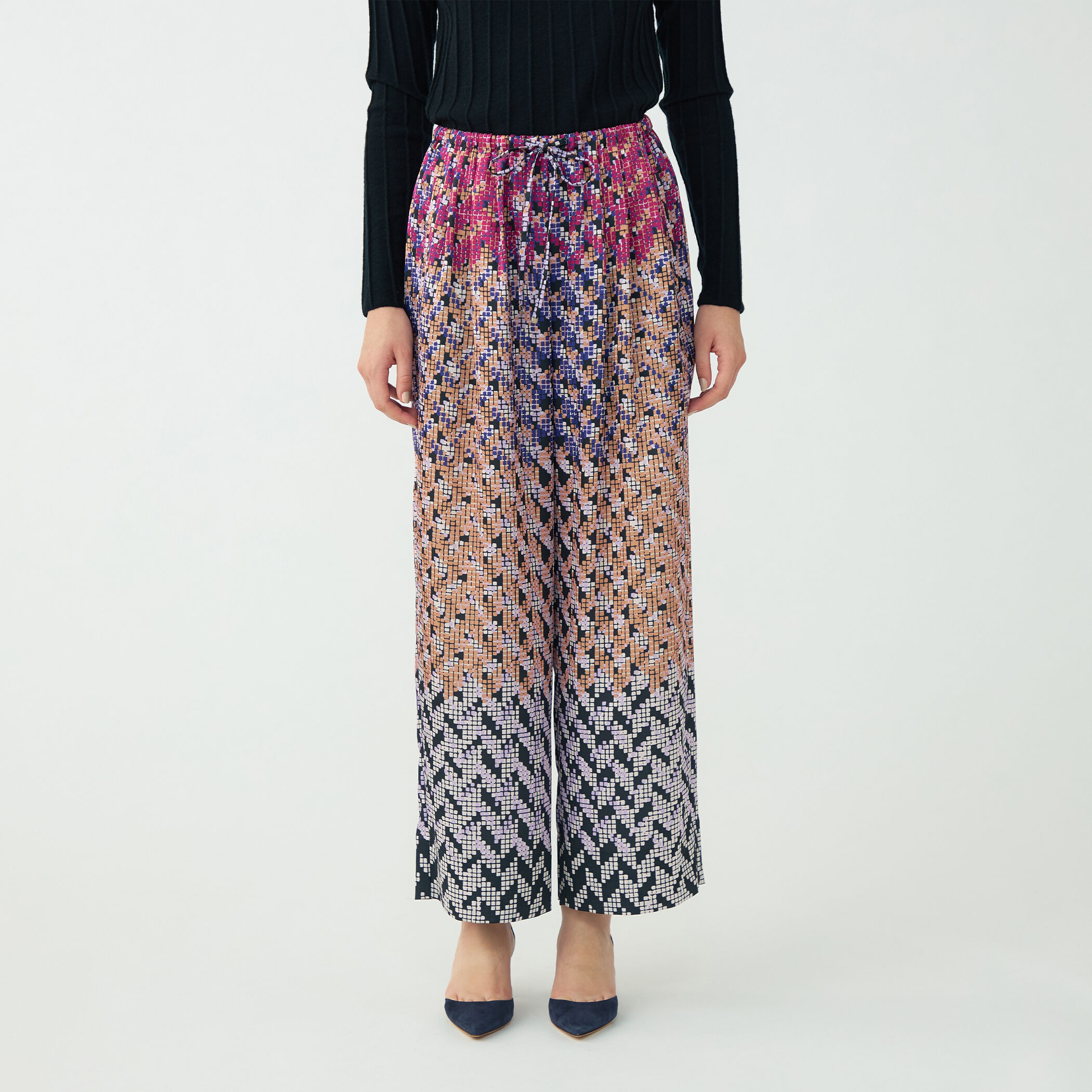 プリズムプリント タックドロストパンツ｜トゥモローランド 公式通販