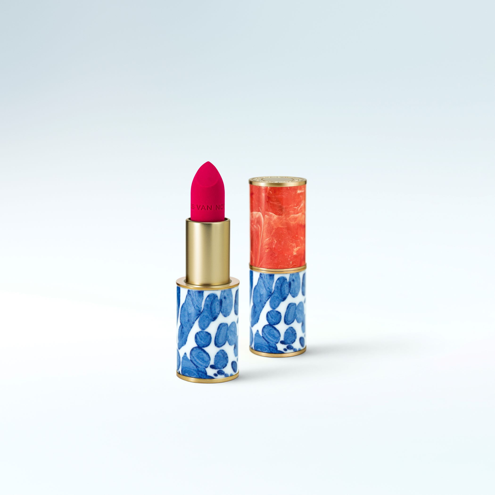DRIES VAN NOTEN リップスティックケース+リフィル DRIES VAN NOTEN」のビューティーコレクションから新色リップ