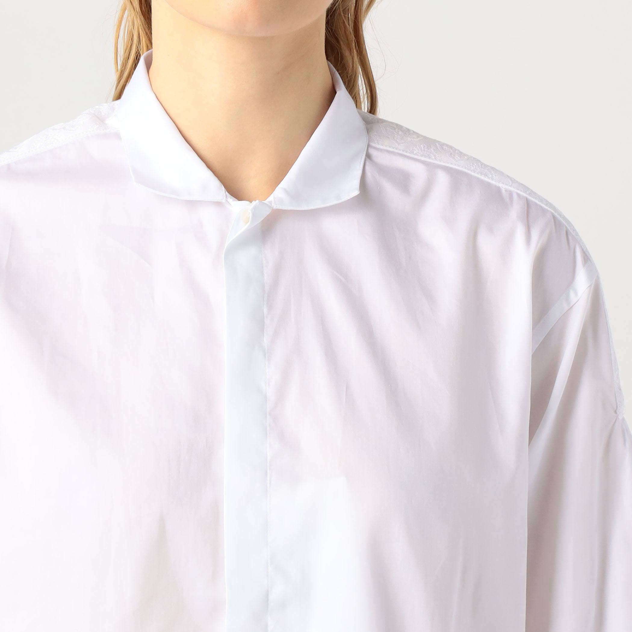 BOURRIENNE POETESSE コットンシャツ｜トゥモローランド 公式通販