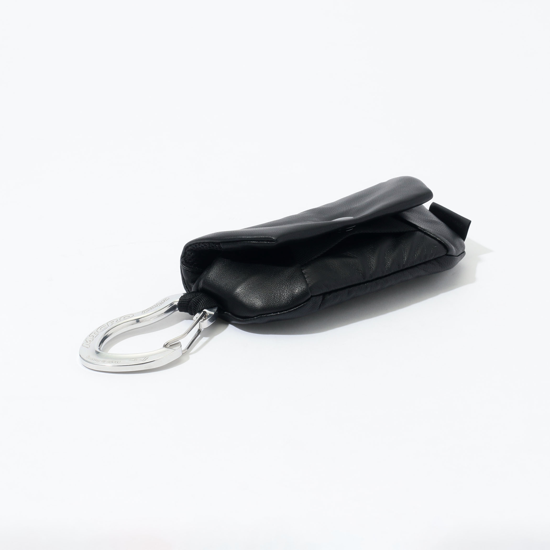 別注】bagjack mouse pouch L｜トゥモローランド 公式サイト