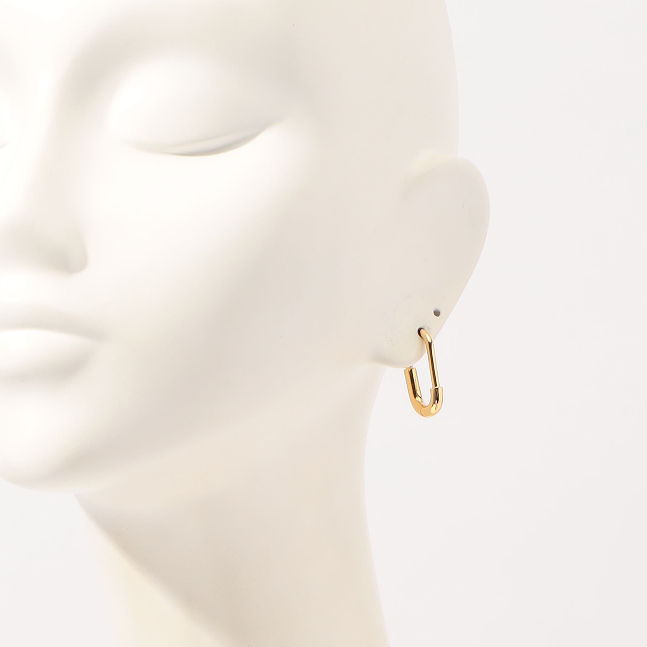 Otiumberg. Large Staple フープピアス｜トゥモローランド 公式サイト
