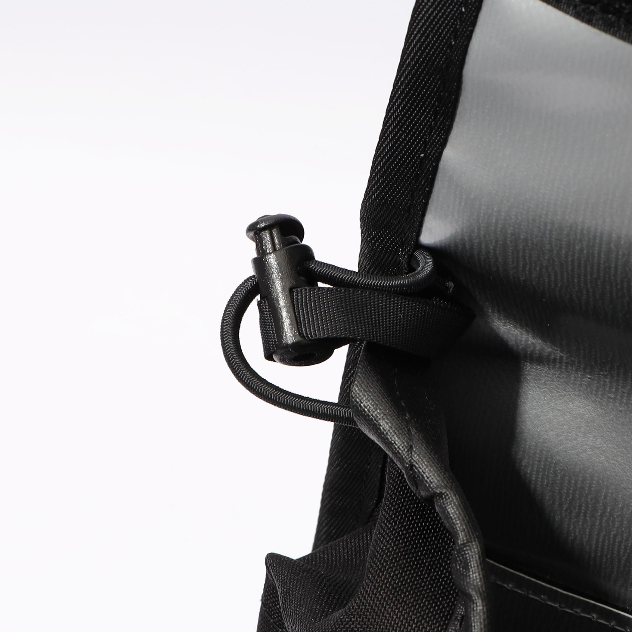 bagjack Pogo Messenger S｜トゥモローランド 公式通販