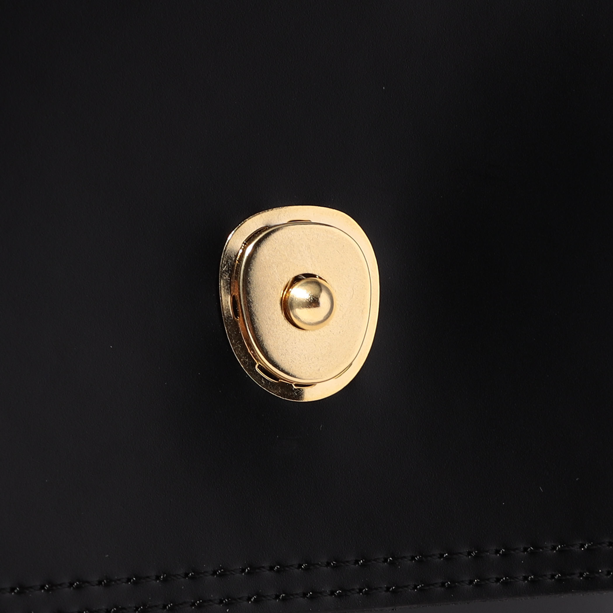 PIENI M EXTRA BK/BK ショルダーバッグ PIENI M EXTRA BK/BK ショルダーバッグ PIENI - ショルダーバッグ