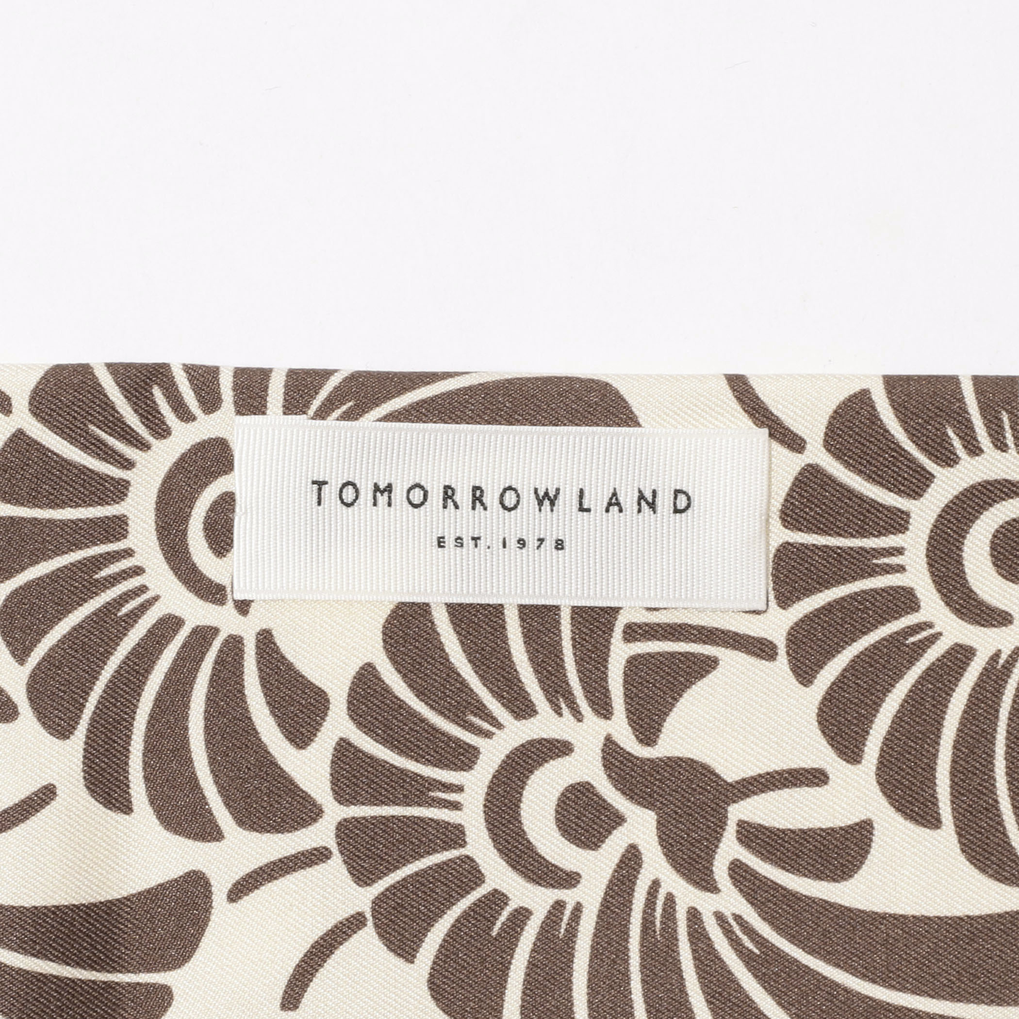 ま*ろ様 TOMORROWLAND シルクスカーフ 気球デザイン TOMORROWLAND シルク スカーフ｜トゥモローランド 公式サイト