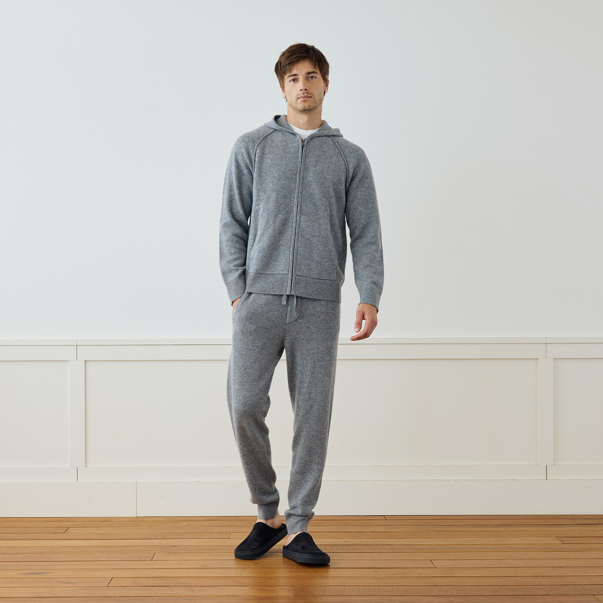 リサイクルカシミヤ トラッカーパンツ MRBC1423｜トゥモローランド