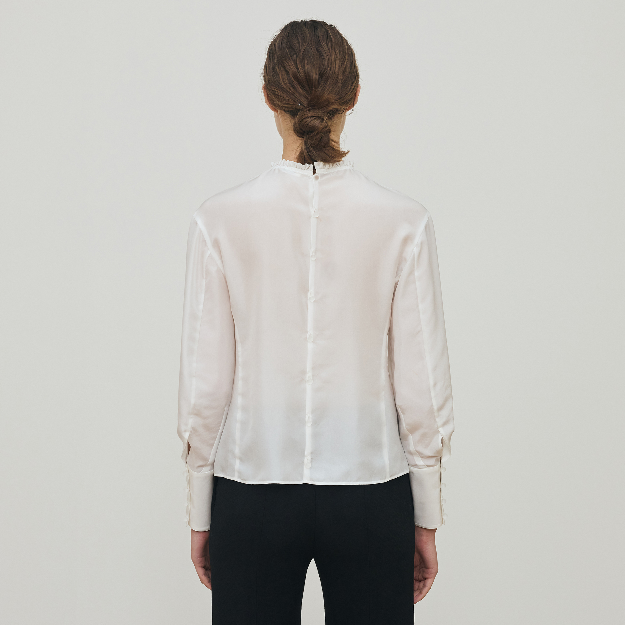 シルクハブタエ プルオーバーブラウス｜トゥモローランド 公式通販