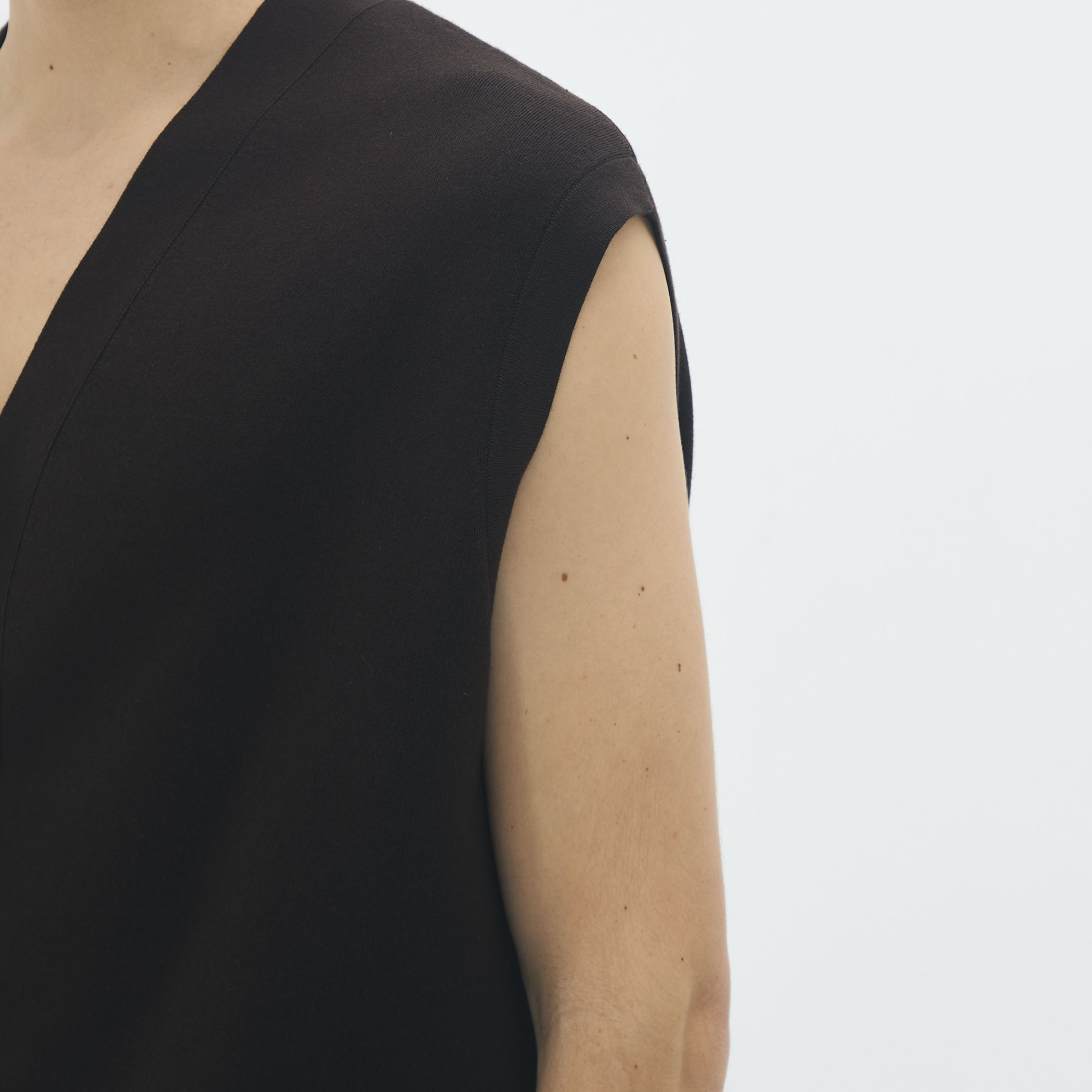 コットンカシミヤ Vネックベスト｜トゥモローランド 公式通販