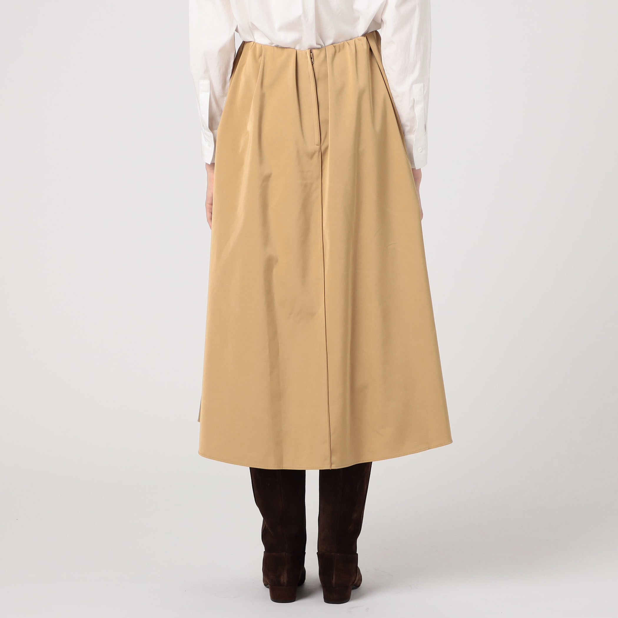 ダブルサテン タックギャザーフレアスカート｜トゥモローランド 公式通販