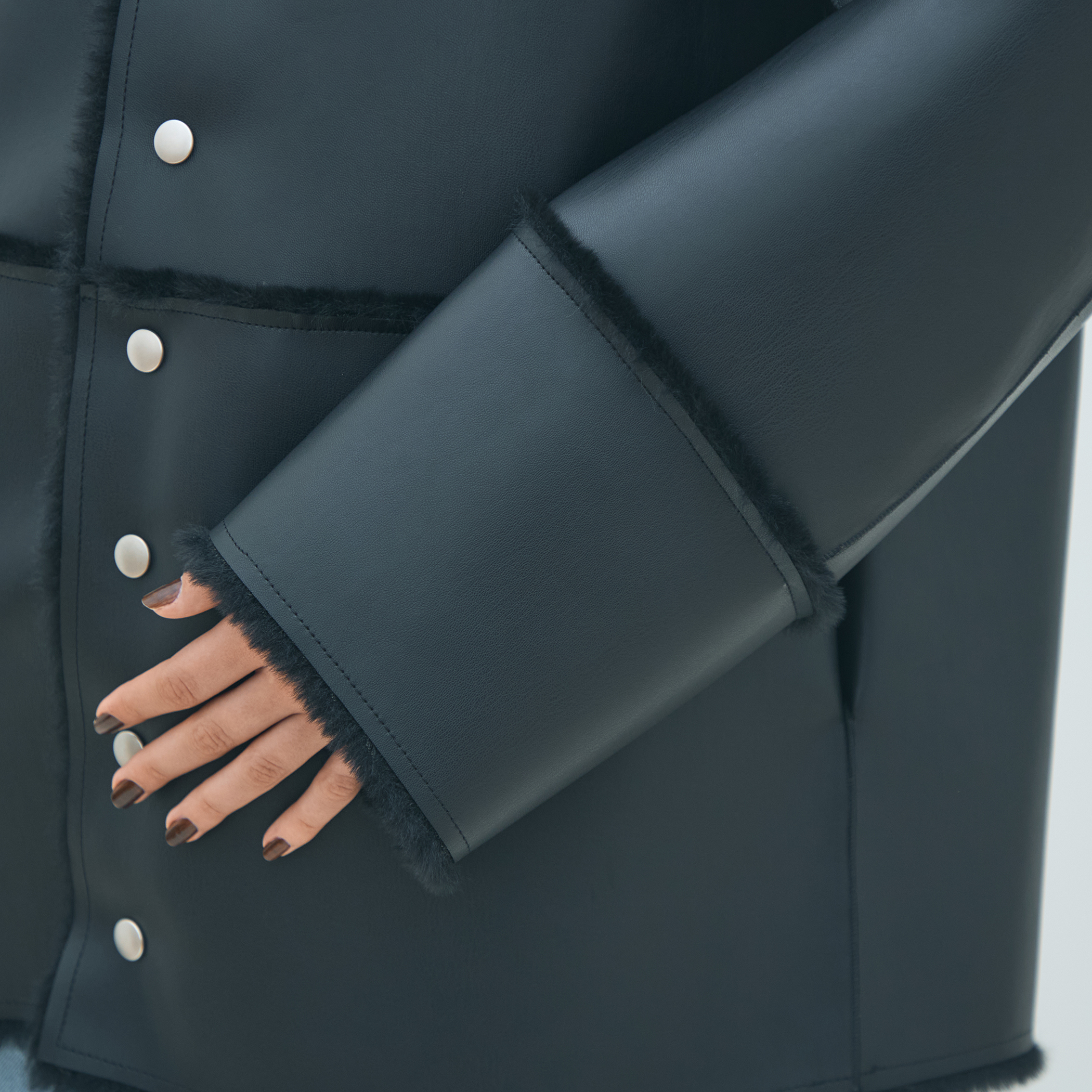 ムートンリバーシブルショートコート フェイクムートン リバーシブルショートコート | maison