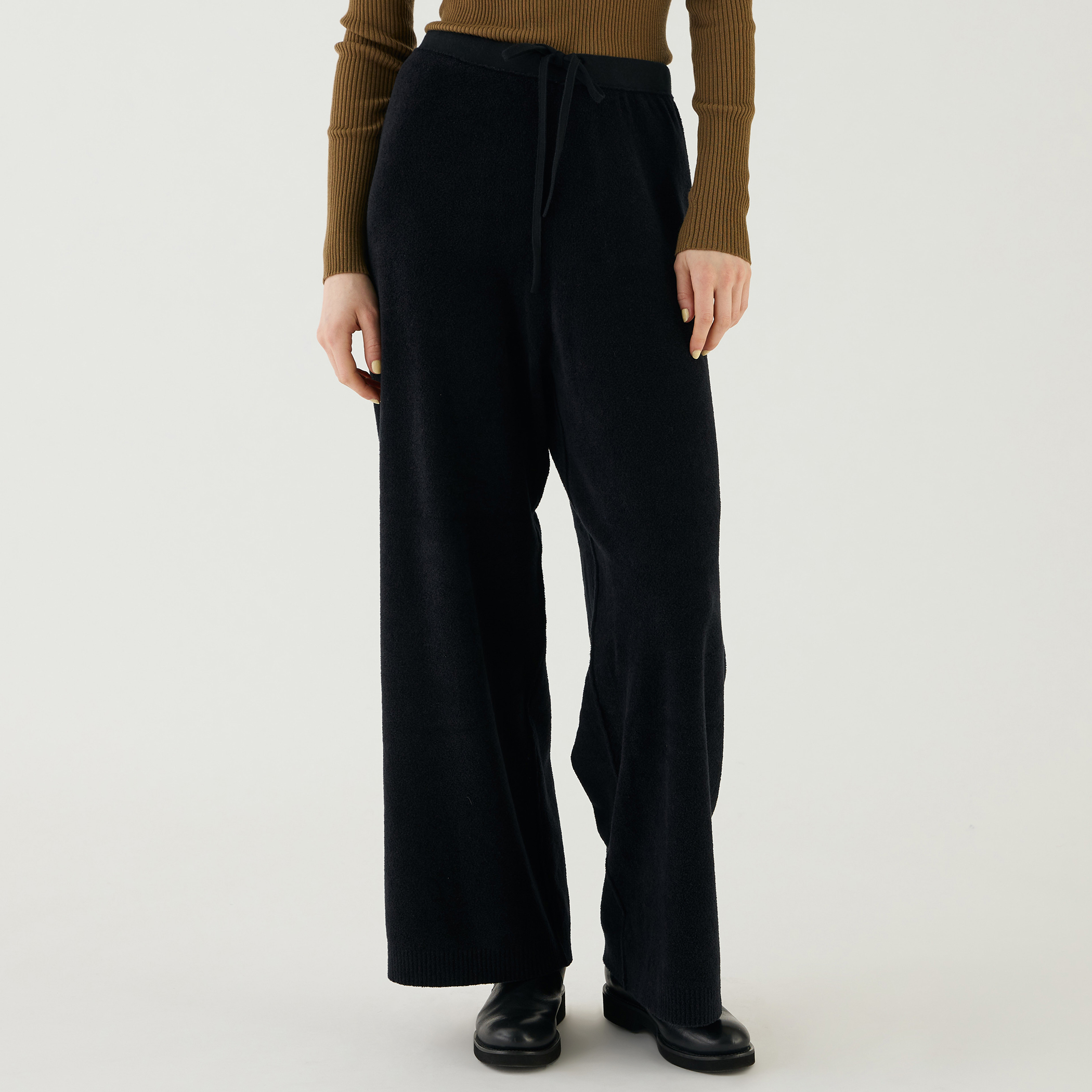 コットンベロア イージーパンツ｜トゥモローランド 公式通販