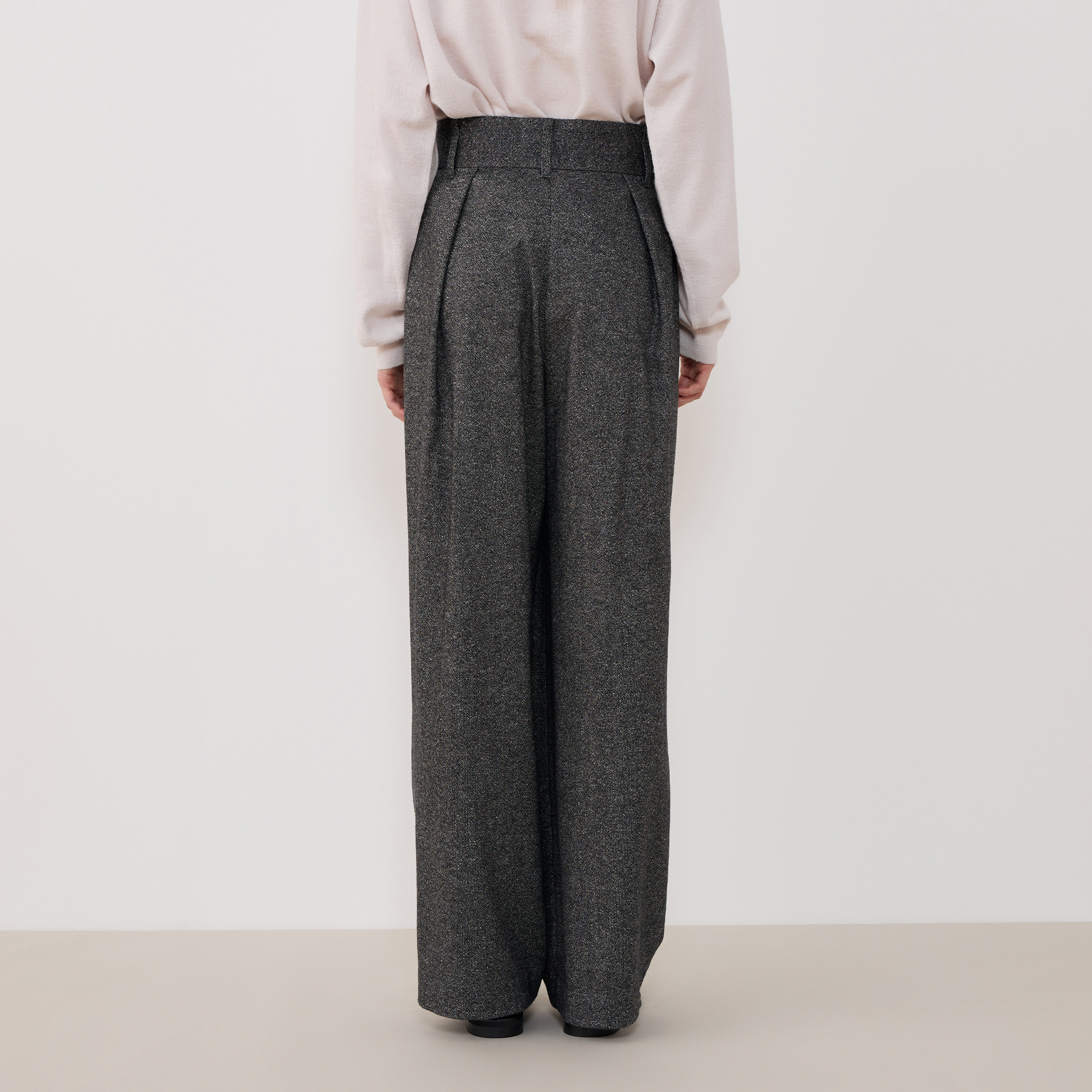 モノフラノ ワンサイドタックスラックス｜トゥモローランド 公式通販