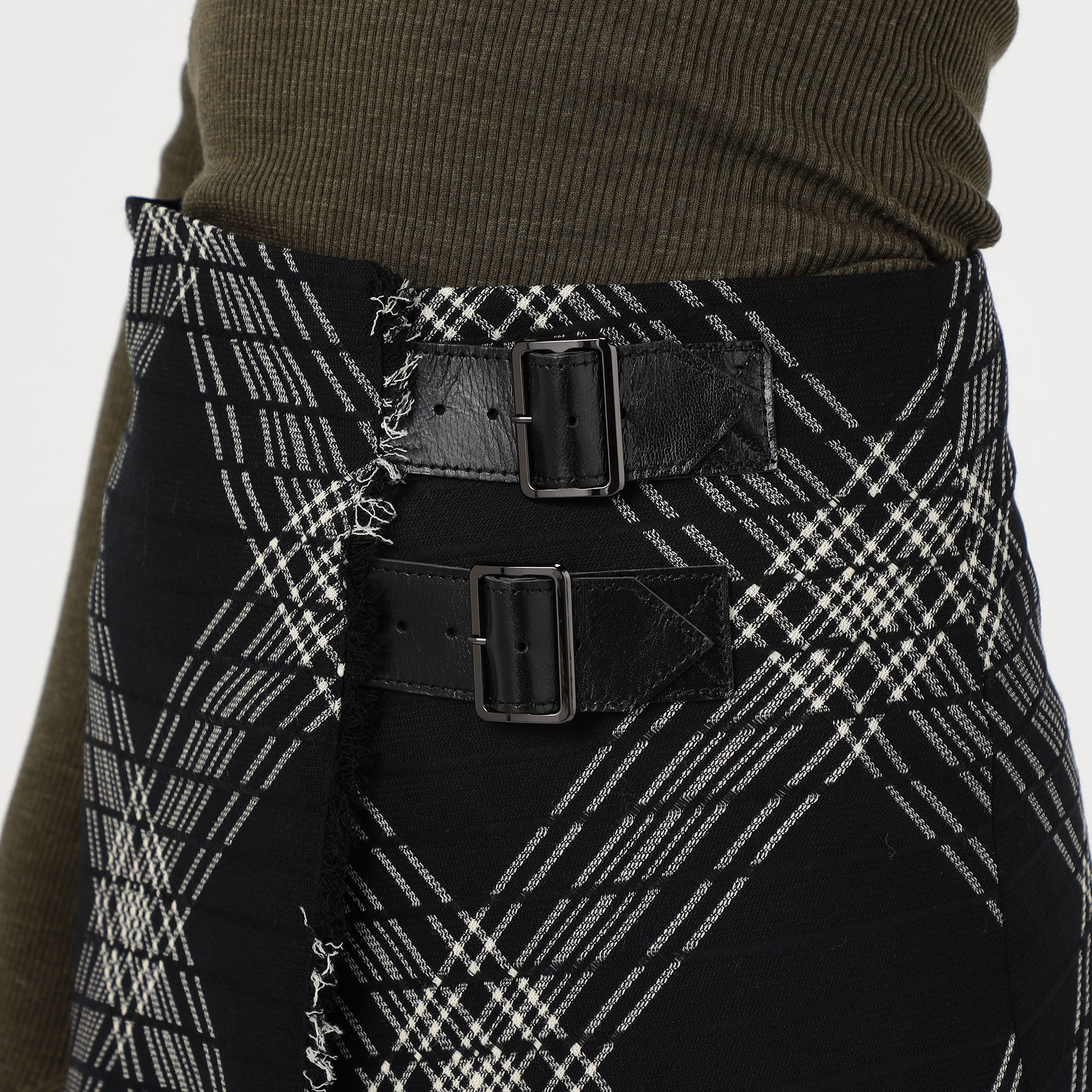 ハイツイストウールチェック ラップスカート｜トゥモローランド 公式通販