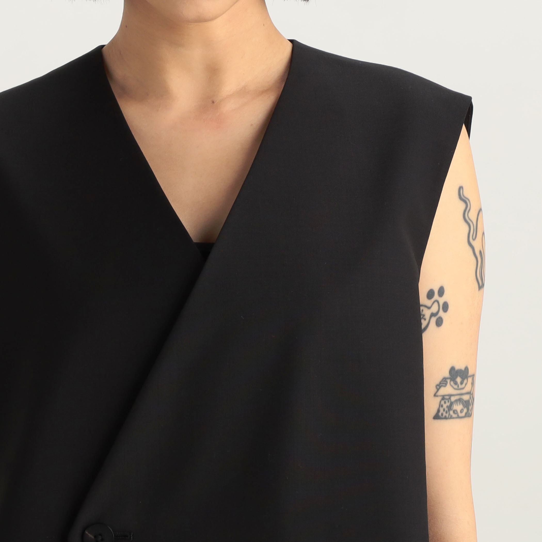 Tomorrowland EDITIONウォッシャブルトロ Vネックジレ □ウォッシャブルトロ Vネックジレ｜トゥモローランド 公式通販