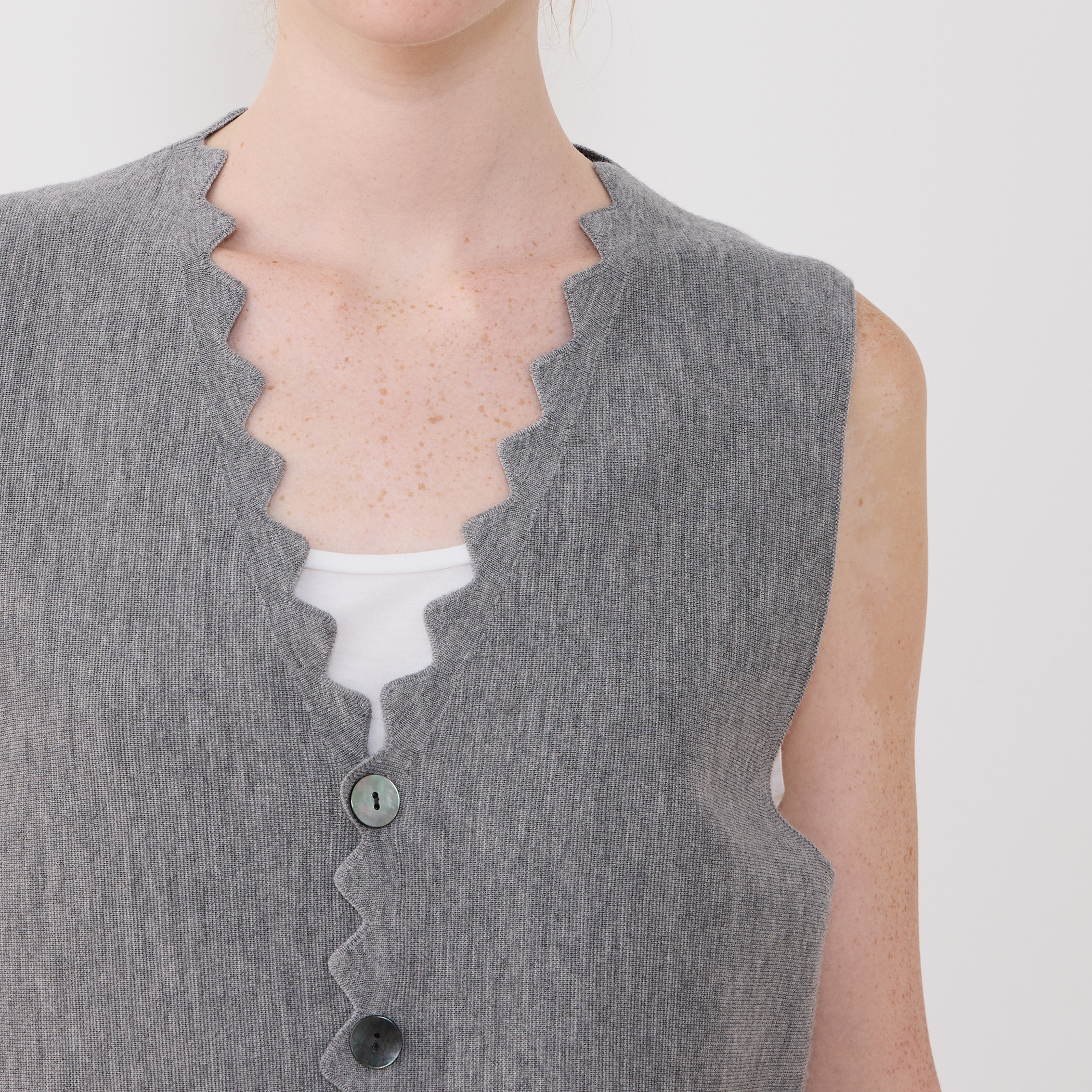 ウーステッドミラノリブ ベスト｜トゥモローランド 公式通販