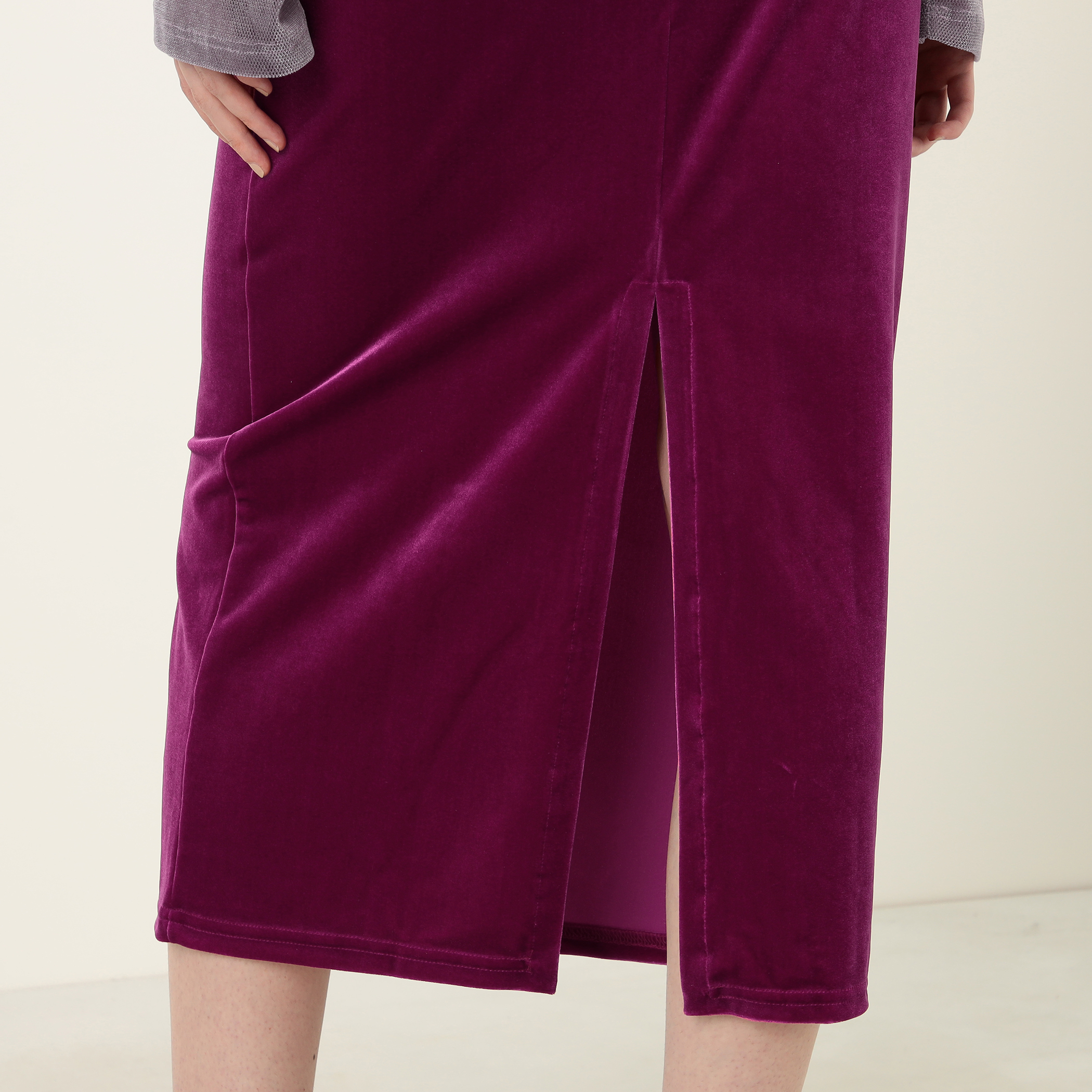 SIMONE WILD VELVET LONG SKIRT ベルベットスカート｜トゥモローランド
