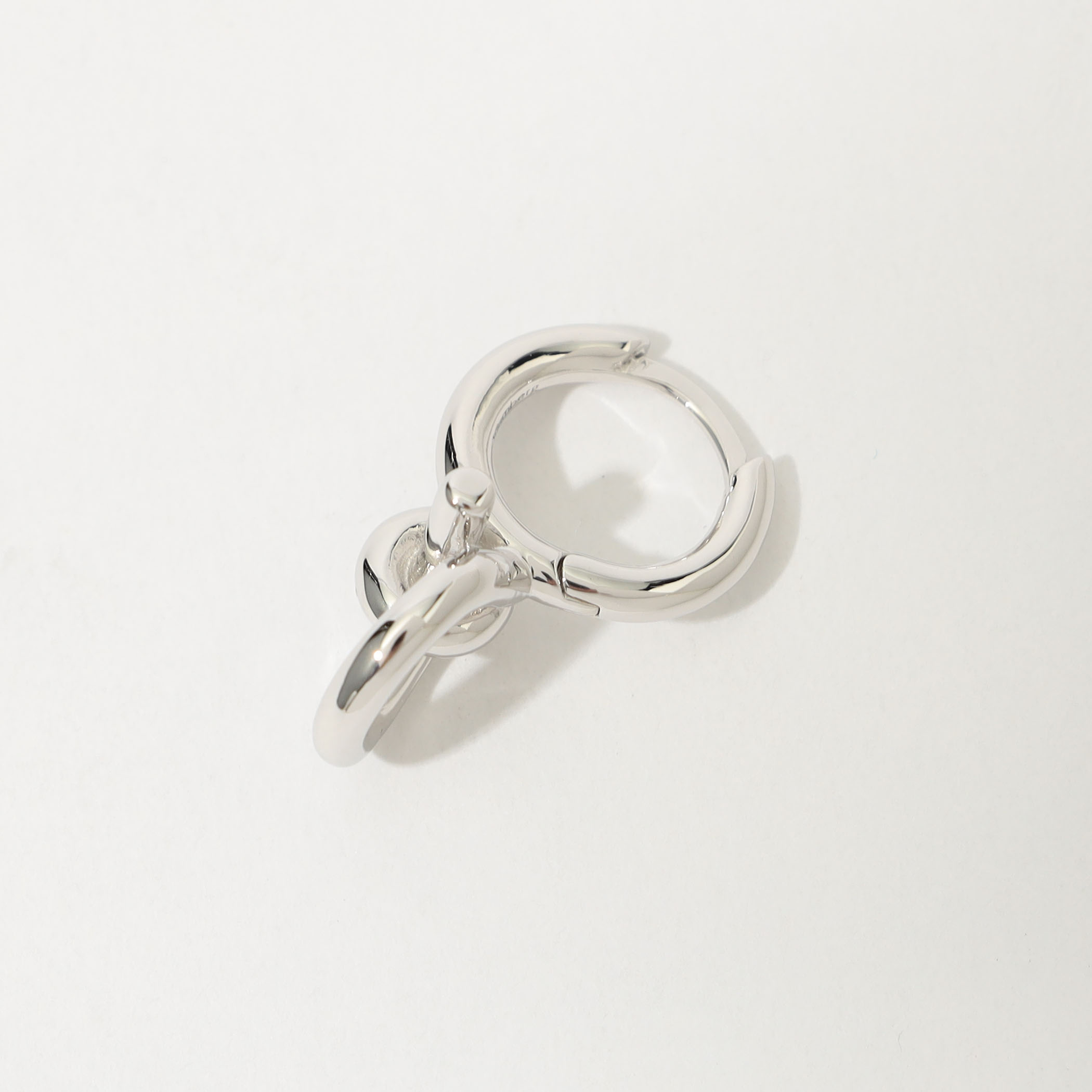 Otiumberg. フローティングフープピアス｜トゥモローランド 公式通販