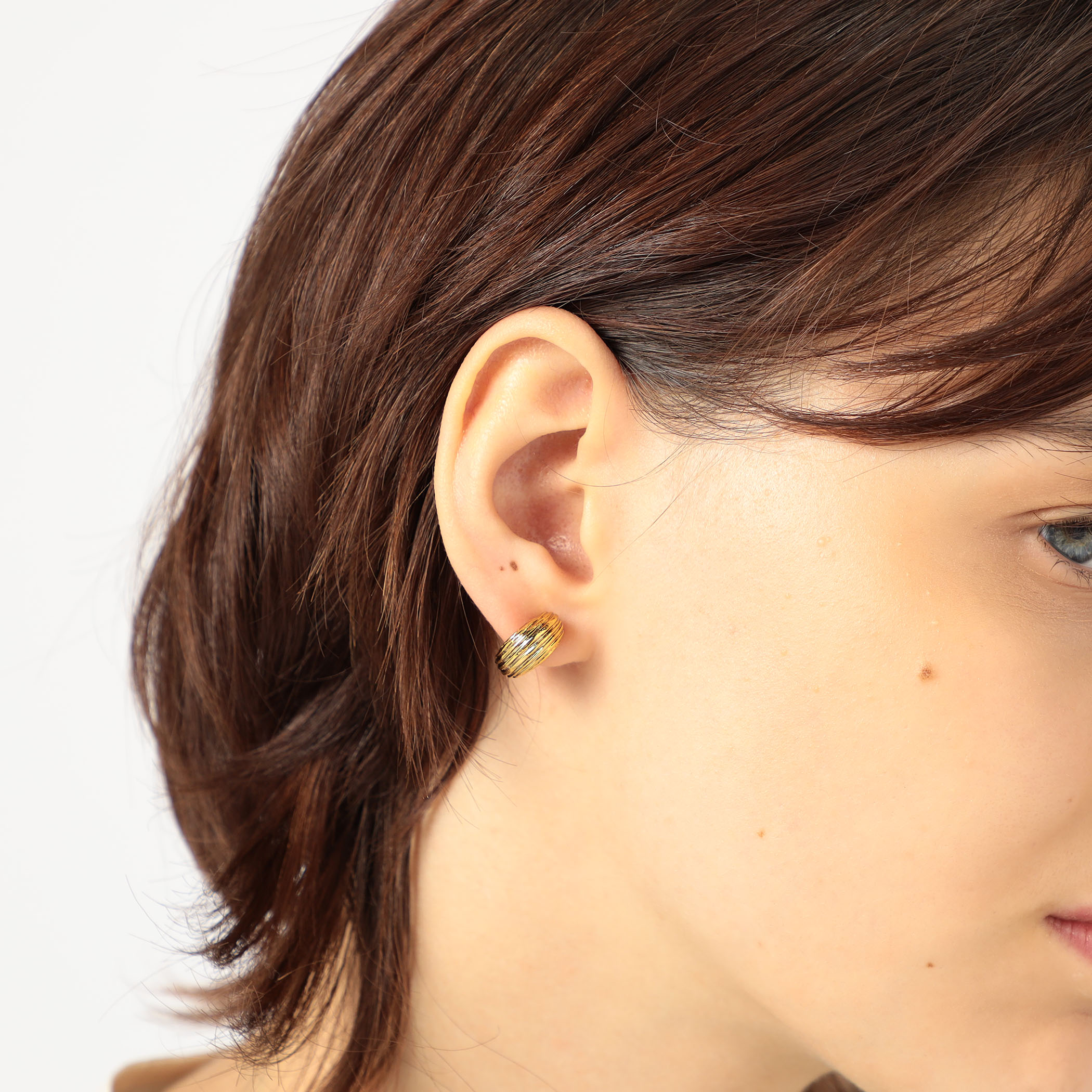 IRIS 47 ガイア プチ イヤリング｜トゥモローランド 公式通販