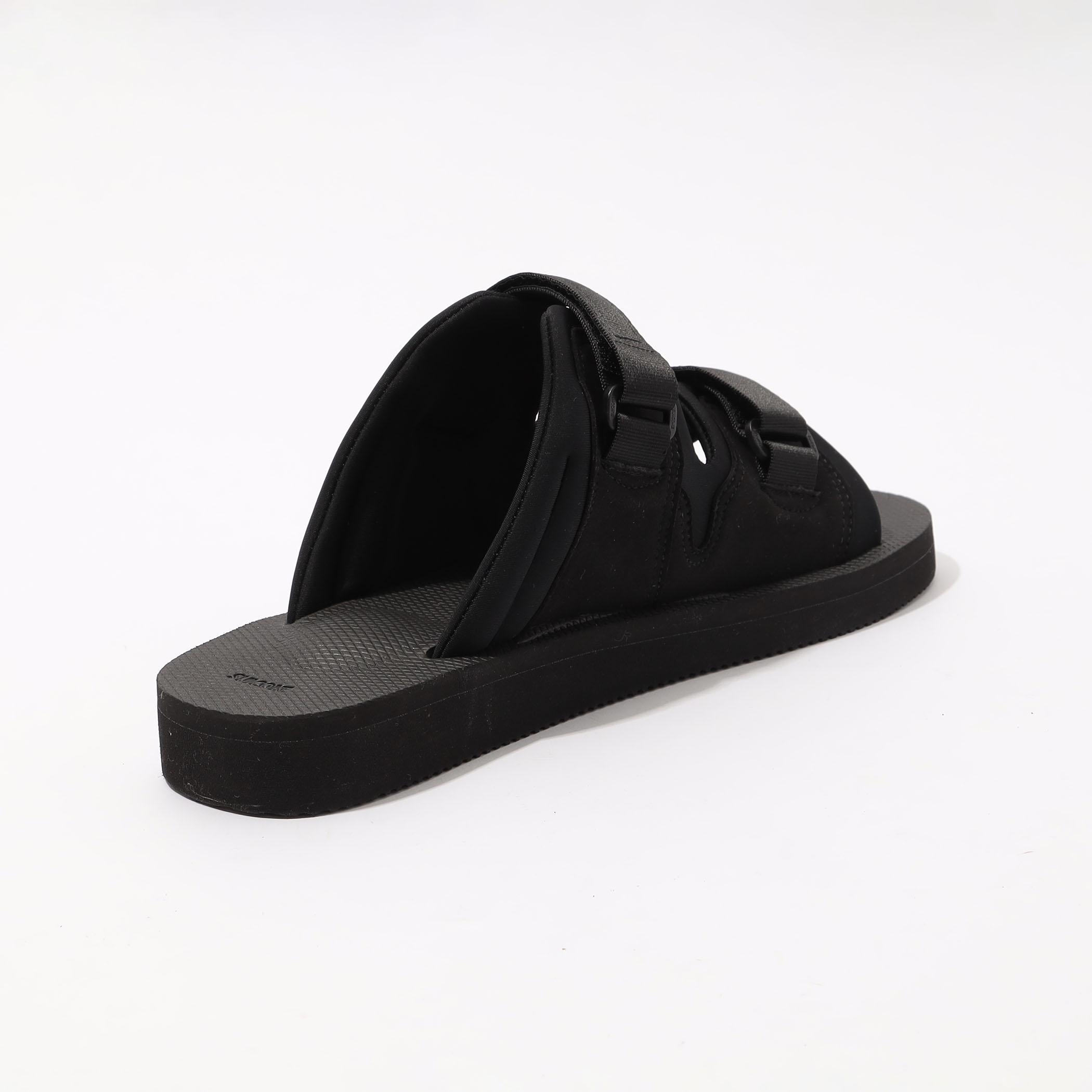 別注】SUICOKE MOGI サンダル｜トゥモローランド 公式サイト
