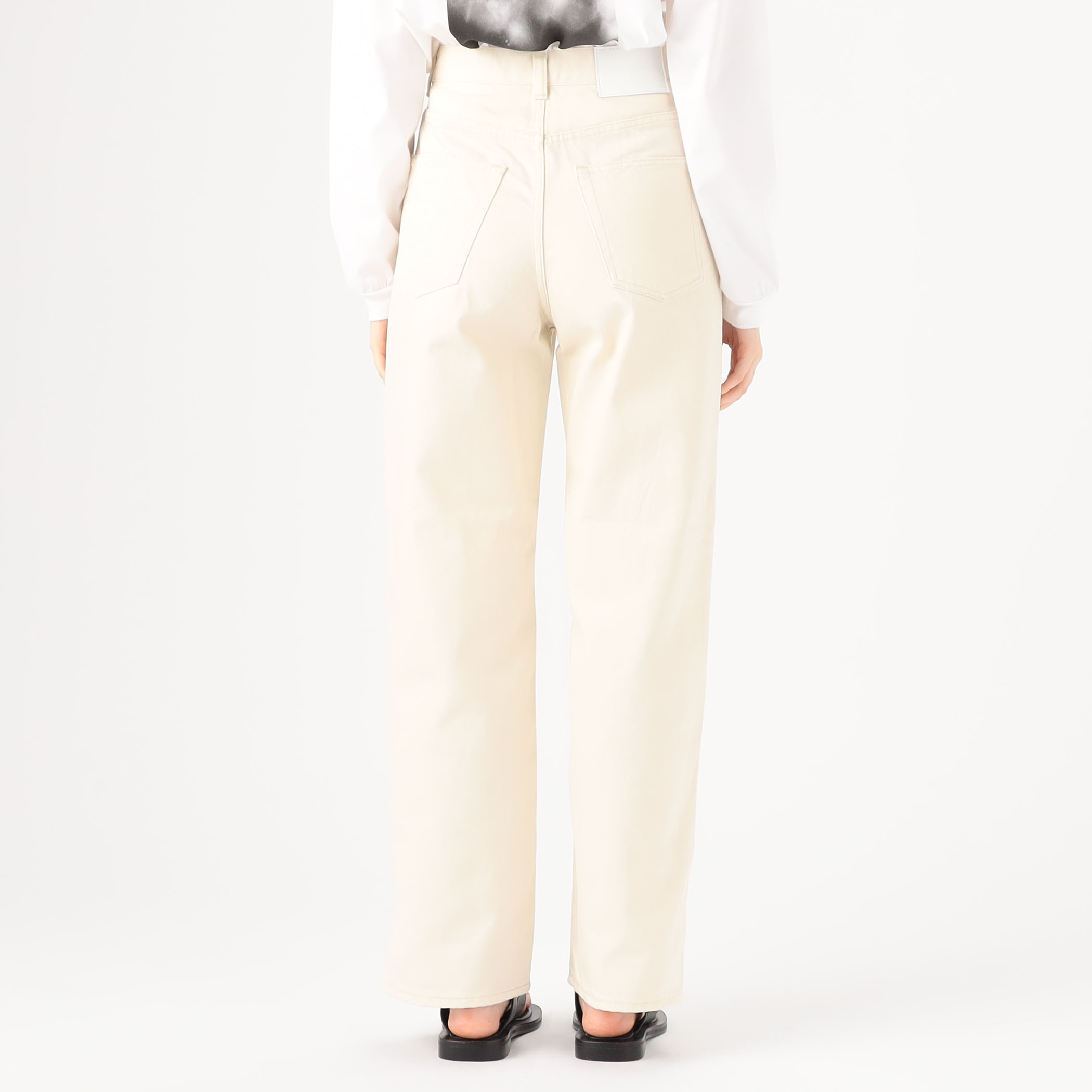 コットンホワイトデニム セミワイドパンツ｜トゥモローランド 公式通販