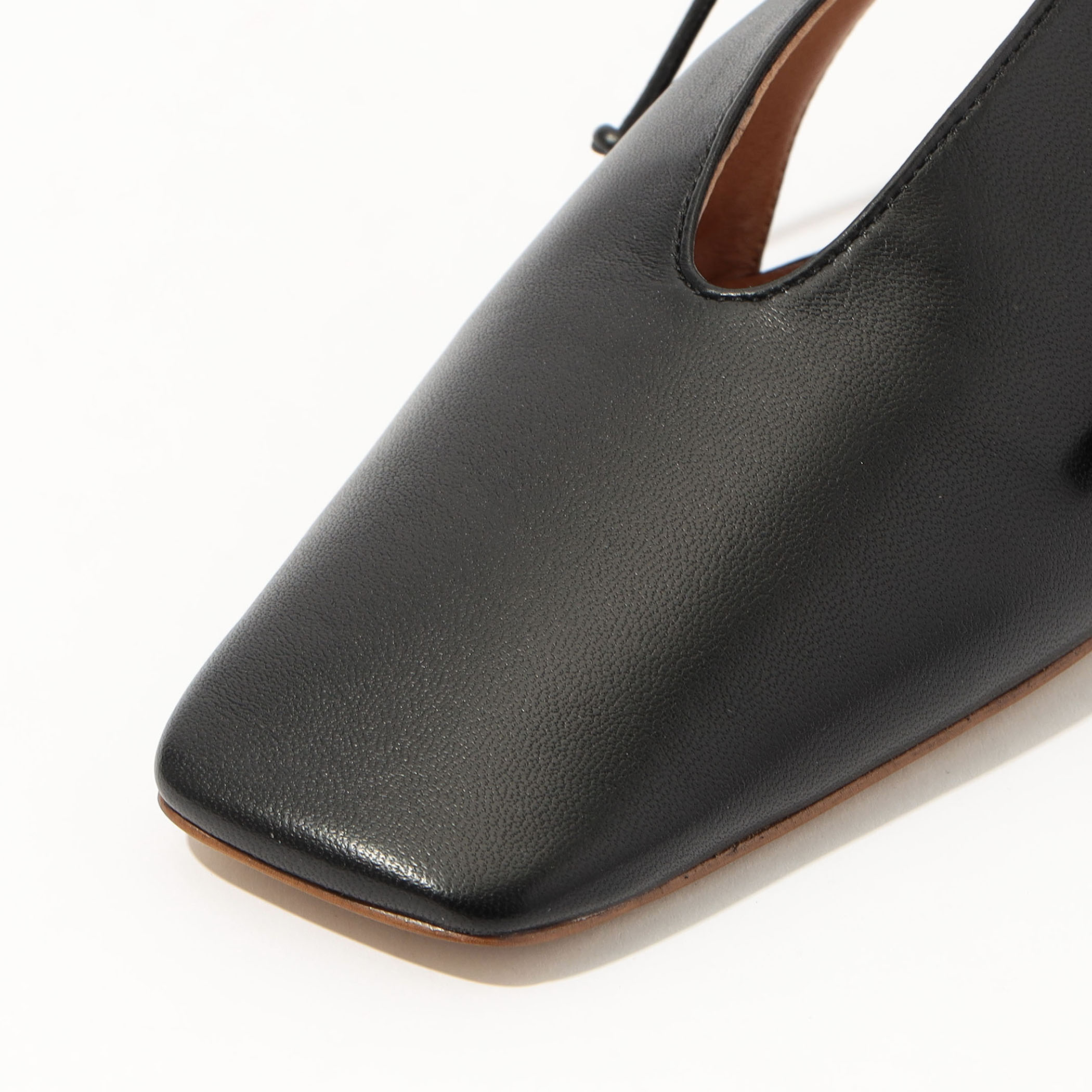 PIPPICHIC AMBER COCO 6 フラットシューズ｜トゥモローランド 公式通販